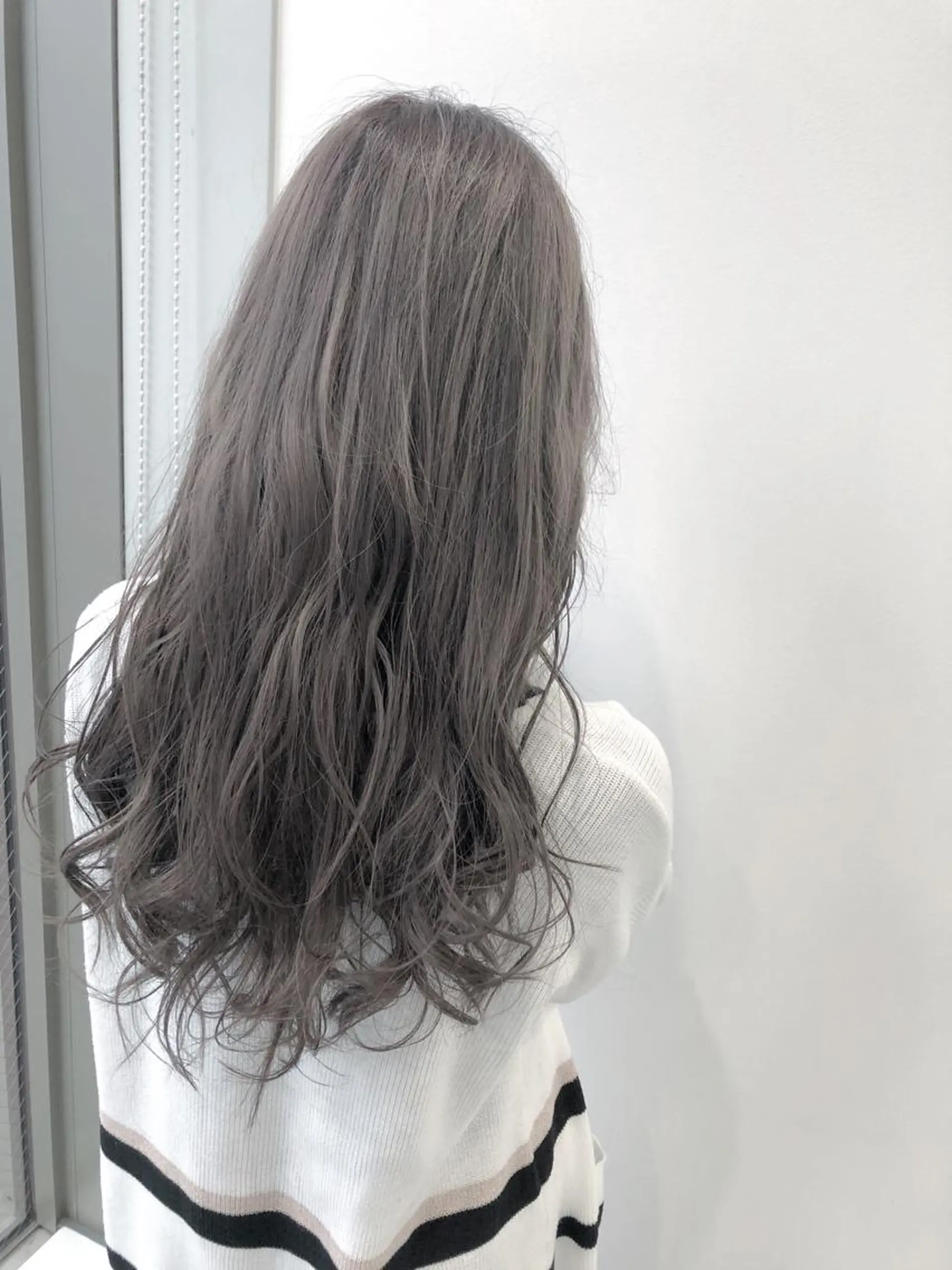 ロング カラー 顔まわりの神様✨ 透明感カラー藤嶋秀幸のヘアスタイル