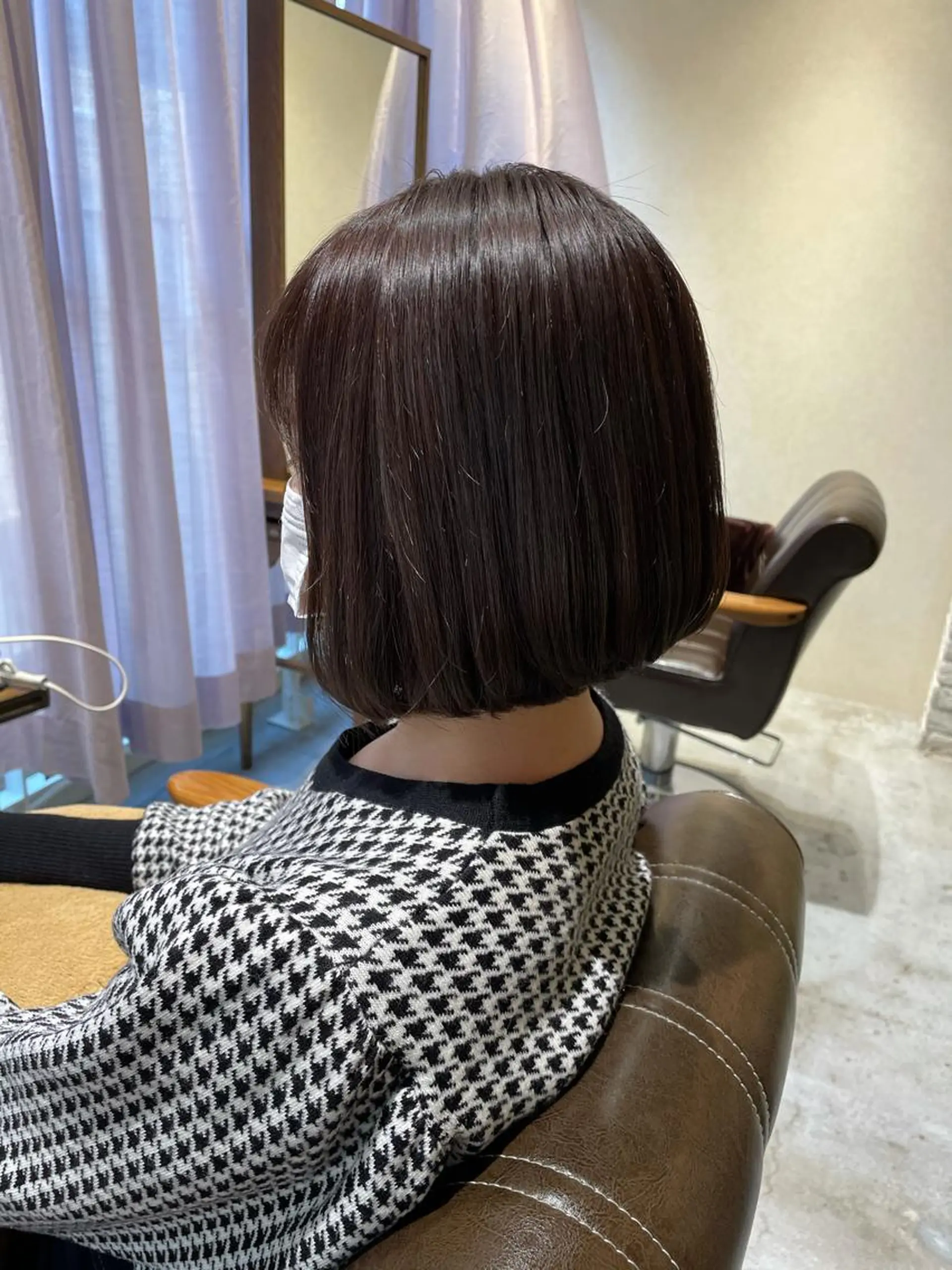 ショート カラー ダークグレー ダークグレージュ グレージュ ibrel totalbeauty所属・佐川 友里のヘアスタイル