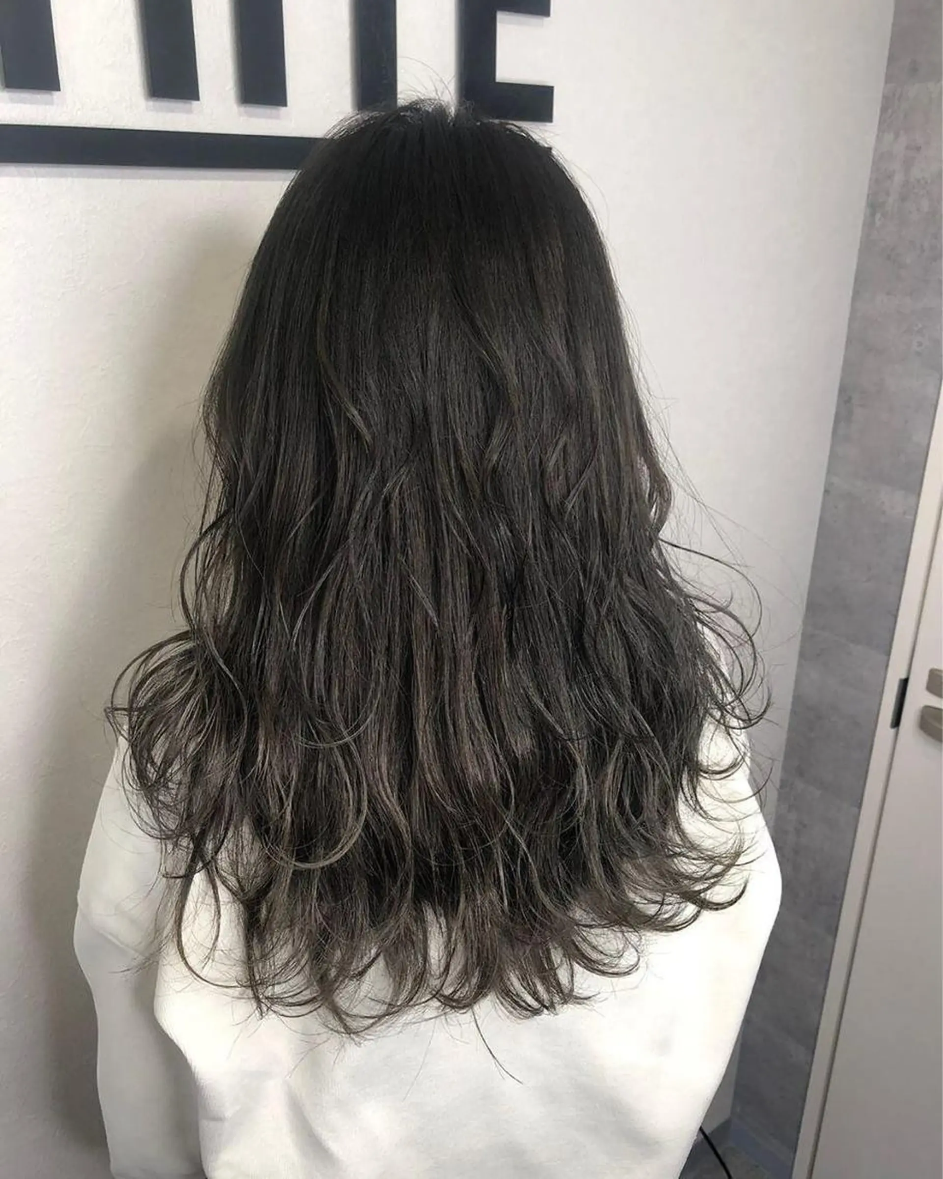 セミロング カラー Bleachi 大宮West所属・鈴木拓也 メンズカットのヘアスタイル