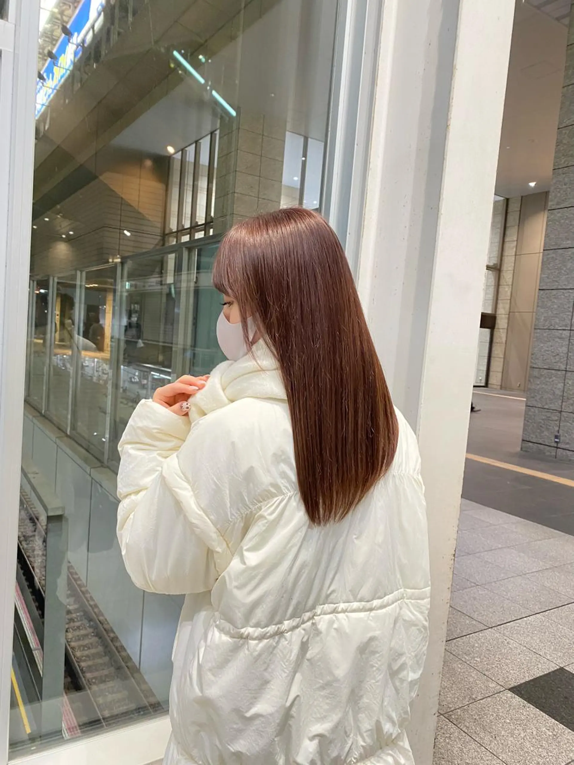 ミディアム カラー ブリーチ 🫧ふじたまゆ🫧 レイヤーカット✂︎のヘアスタイル