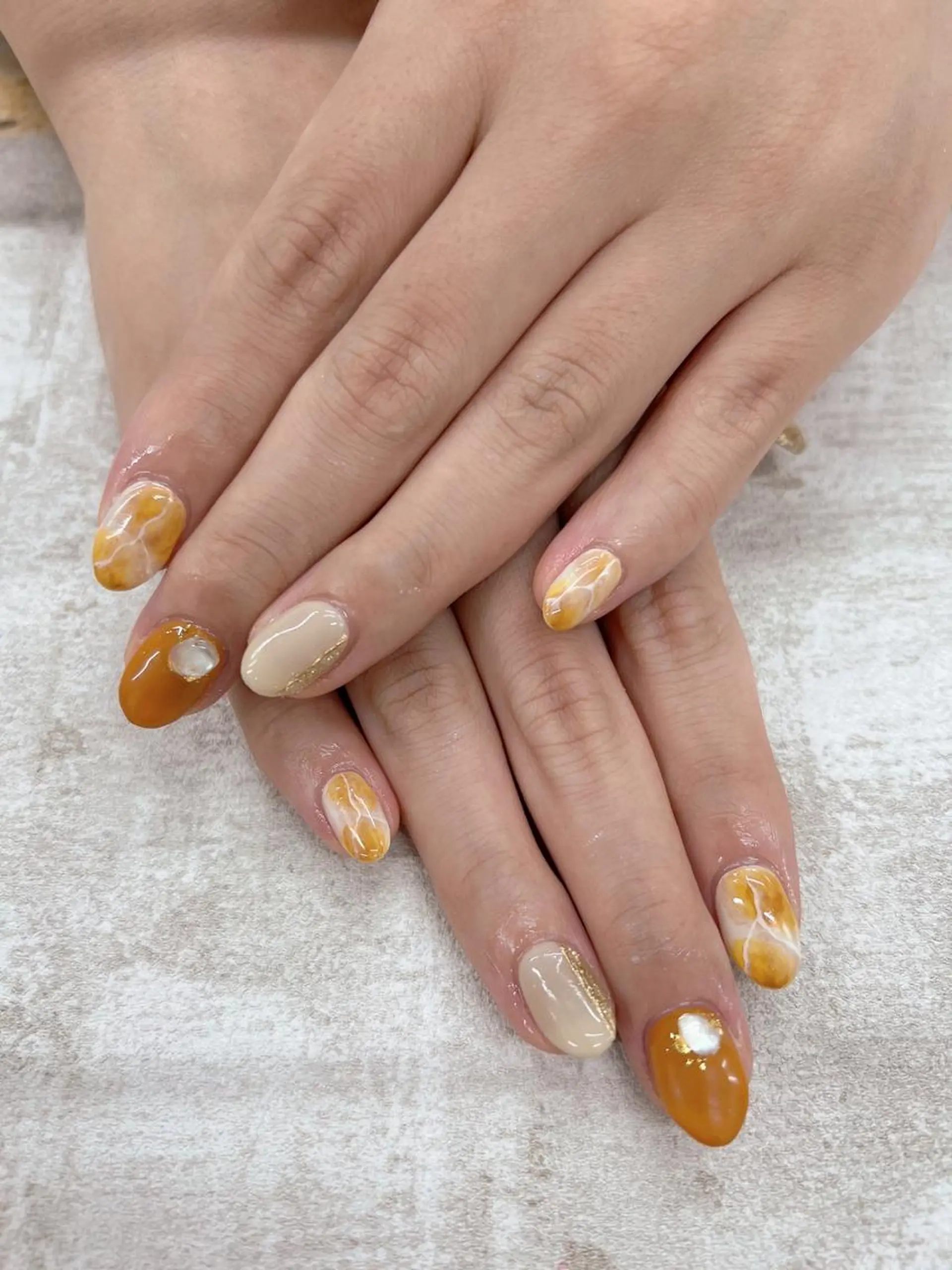 ネイル ニュアンスネイル Romine アイラッシュ&ネイルのマツエク・マツパデザイン