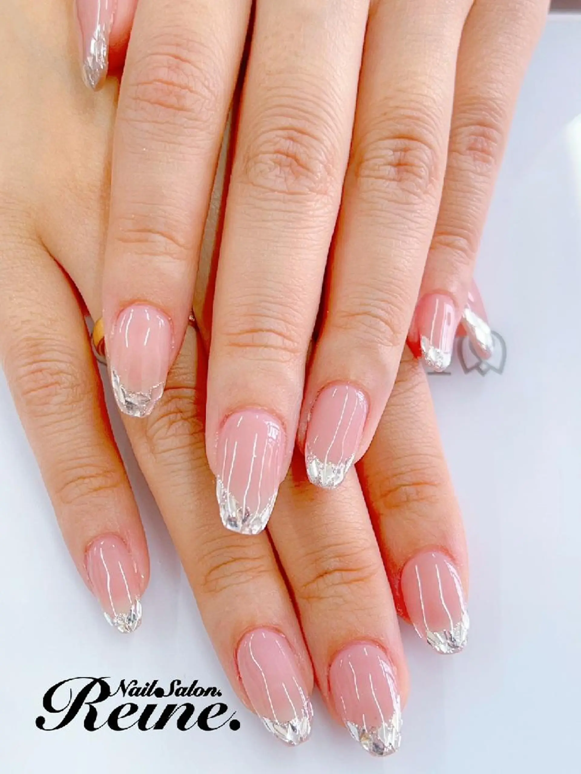 ネイル Nailsalon Reine所属・玉栄 伶奈のネイルデザイン