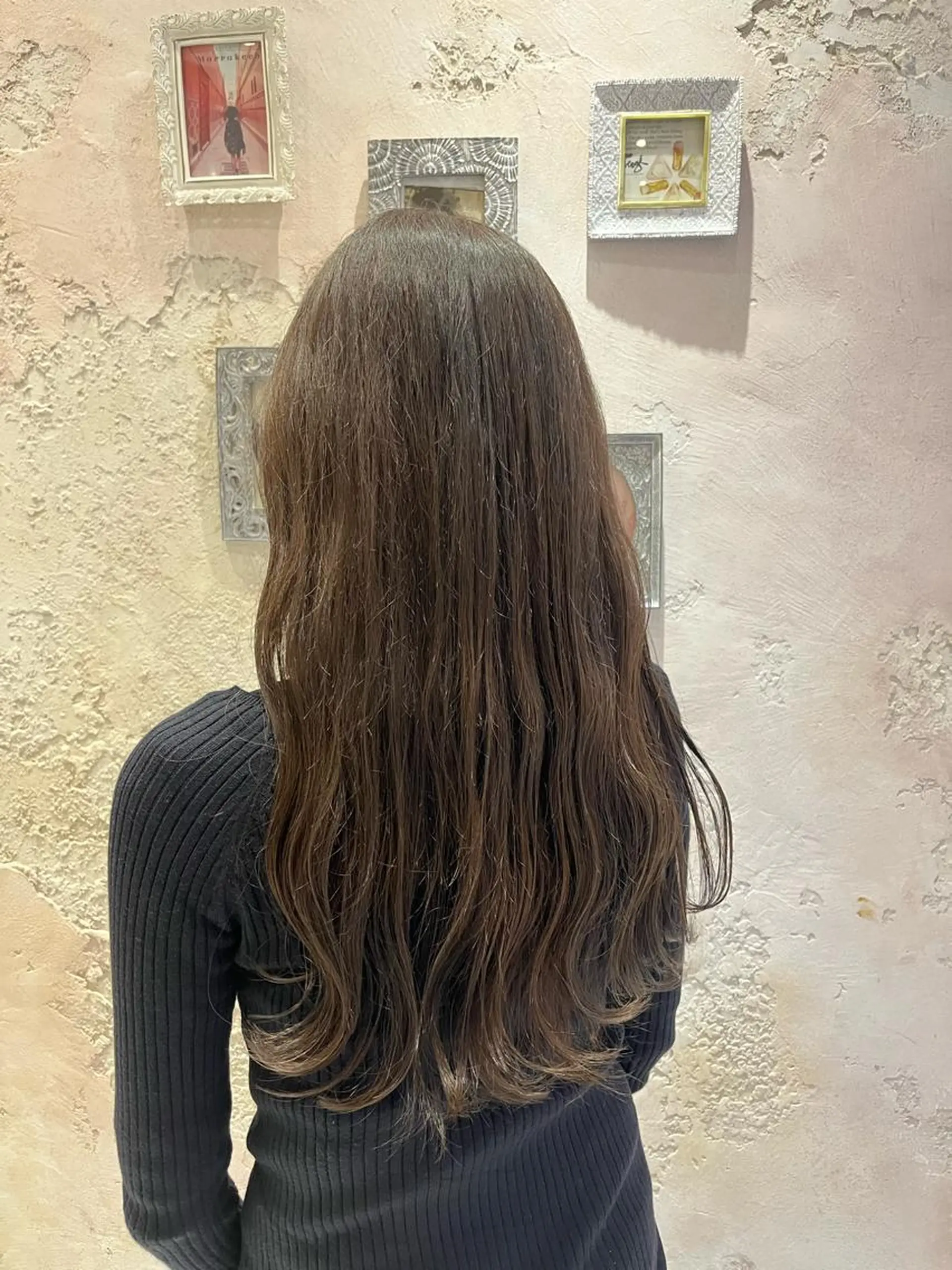 ロング カラー 川井麻由🎀アイドル 量産🎀ピンクカラーのヘアスタイル