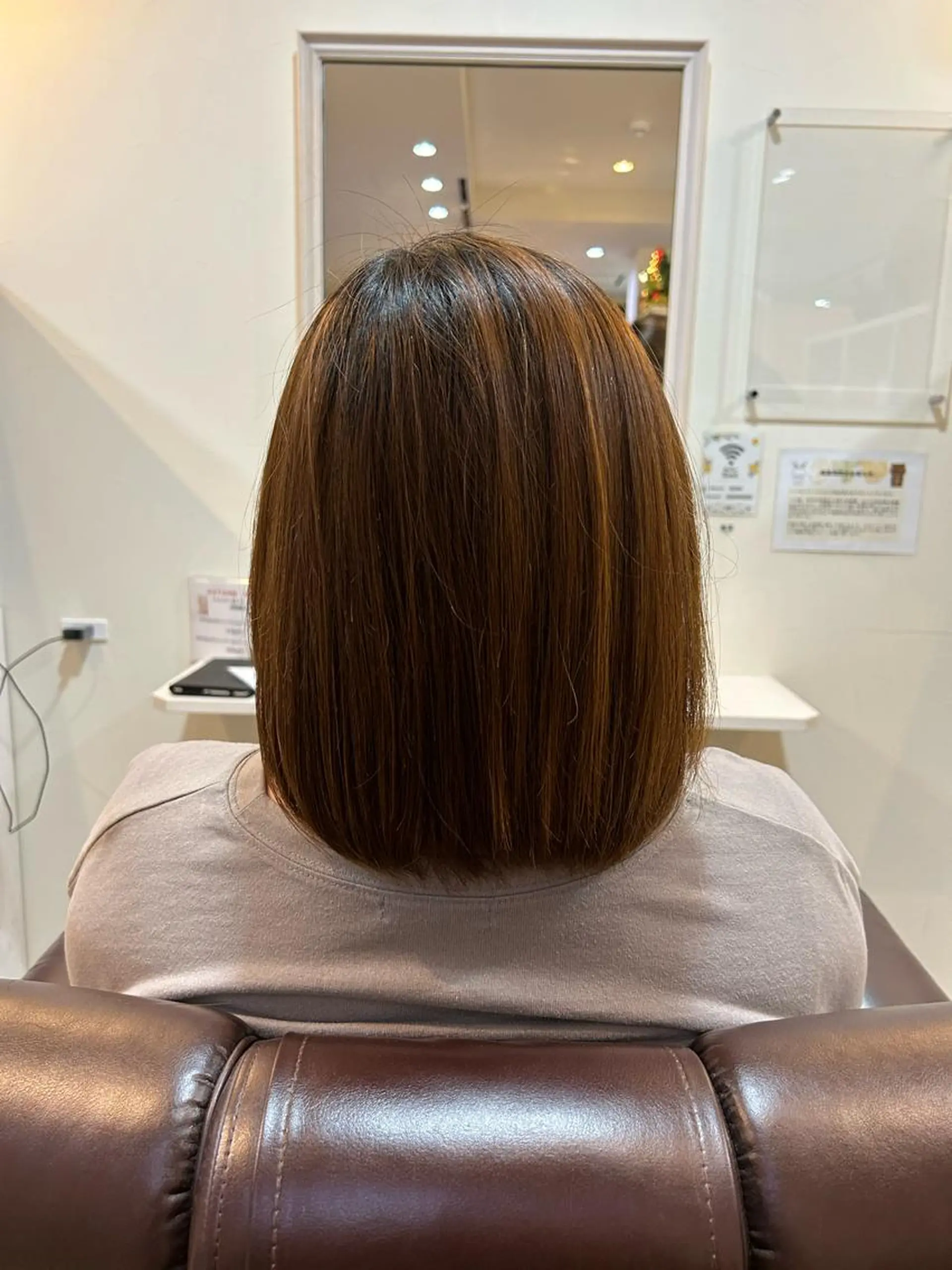 ミディアム 森田 詩音のヘアスタイル