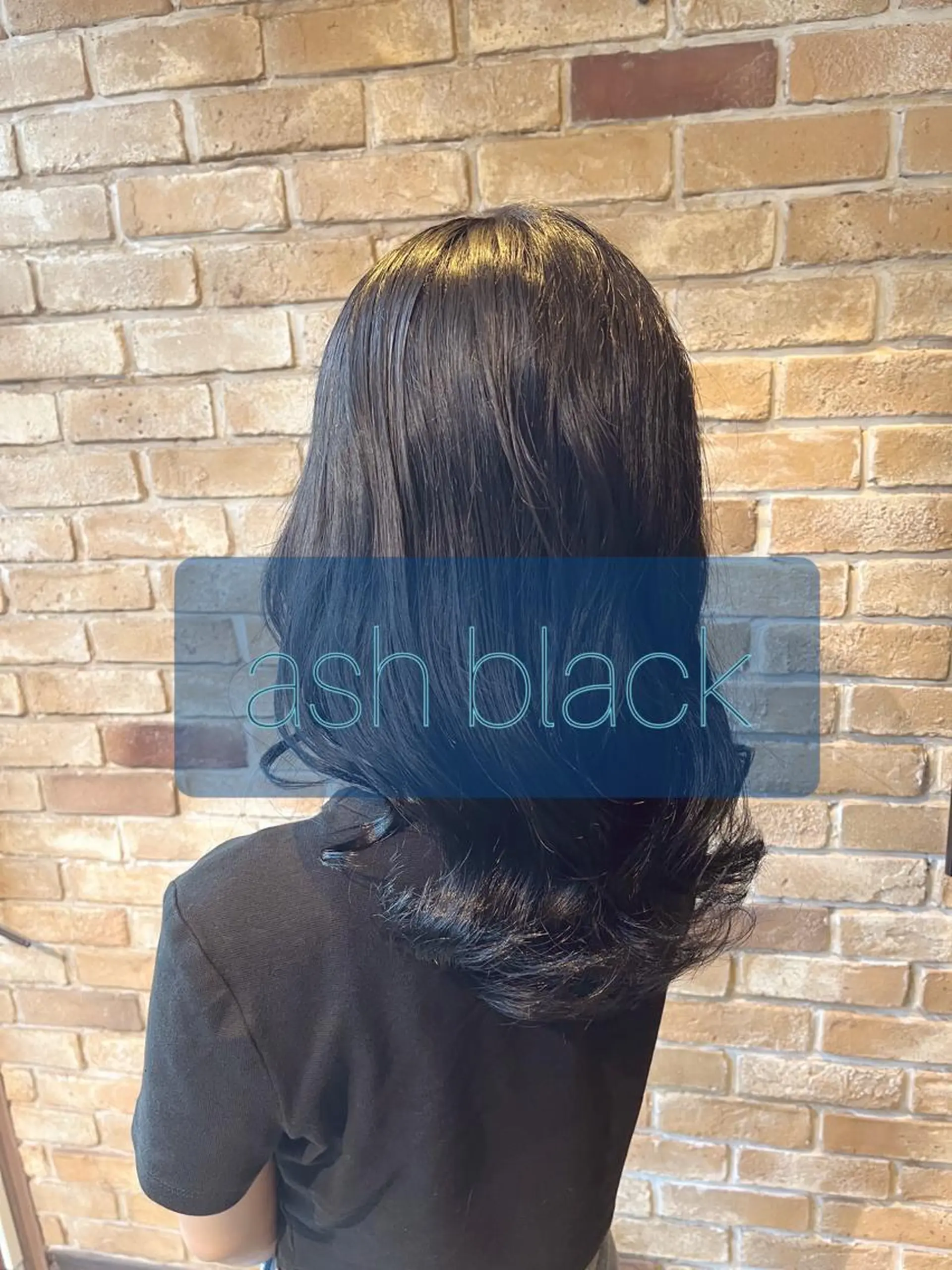 セミロング ヘアカラー 🧡ミルクティー/ レイヤー🧡ショウナのヘアスタイル