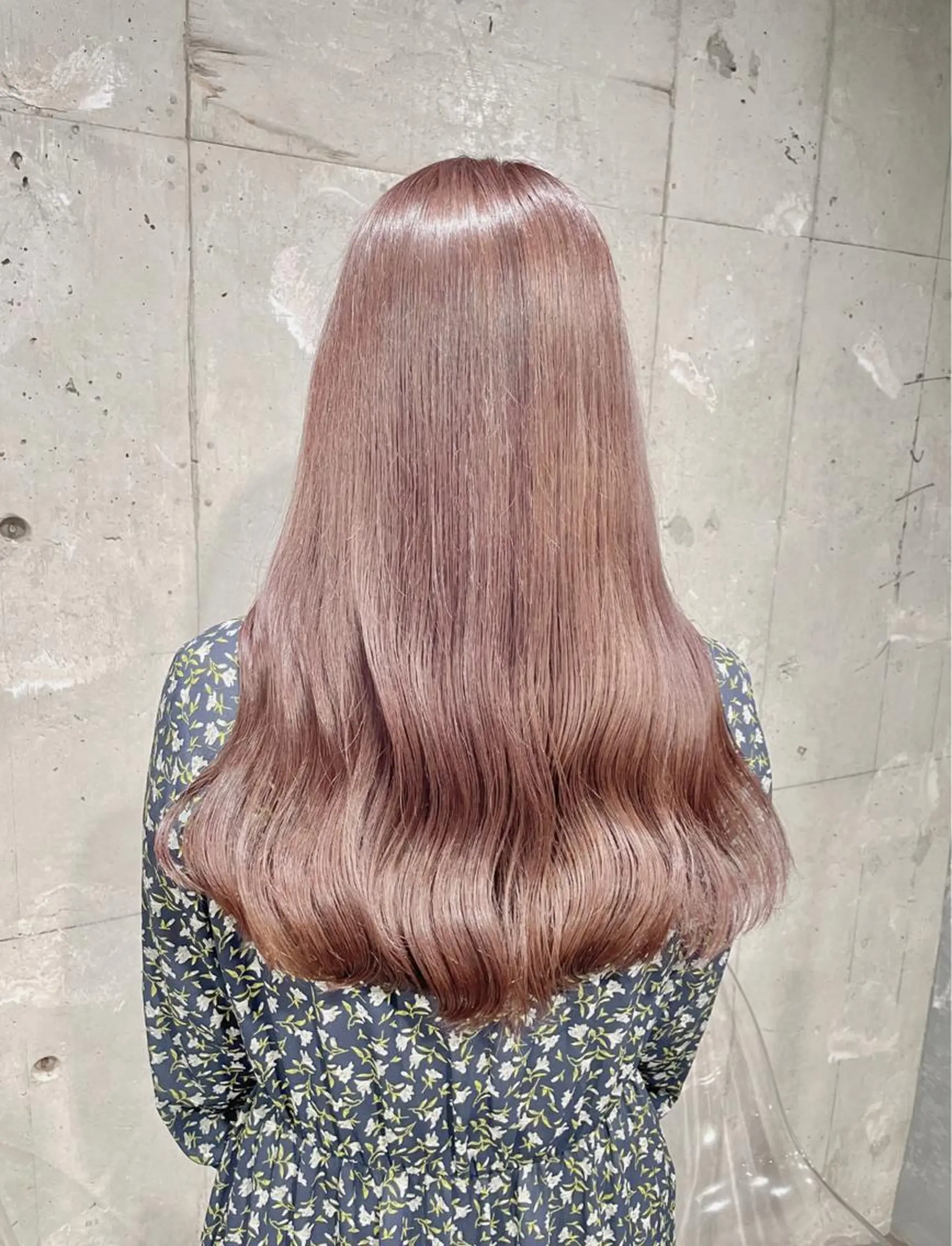 ロング カラー カット ヘアカラー トリートメント ヘッドスパ ヘアセット ベージュカラー💖 やすひろのヘアスタイル