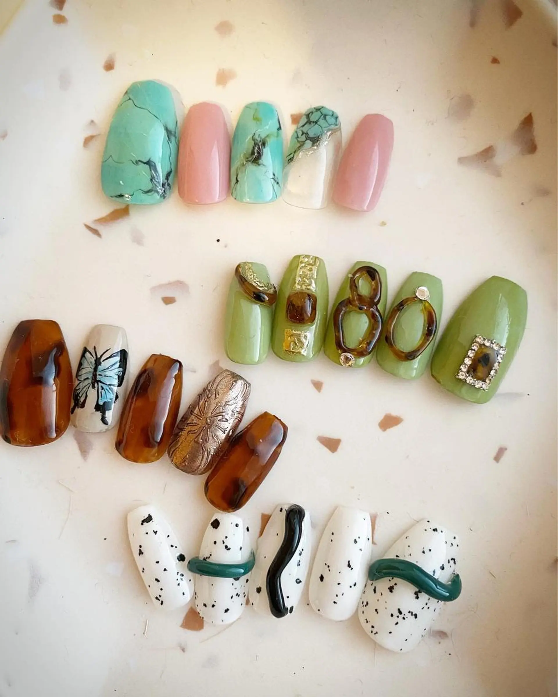 ネイル plunail mikiのネイルデザイン