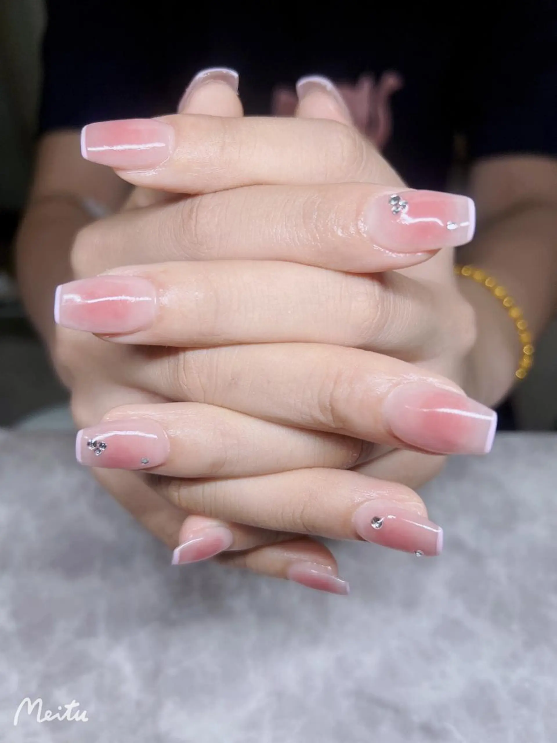 ネイル チークネイル She   Nail所属・ISA_ BELLAのネイルデザイン