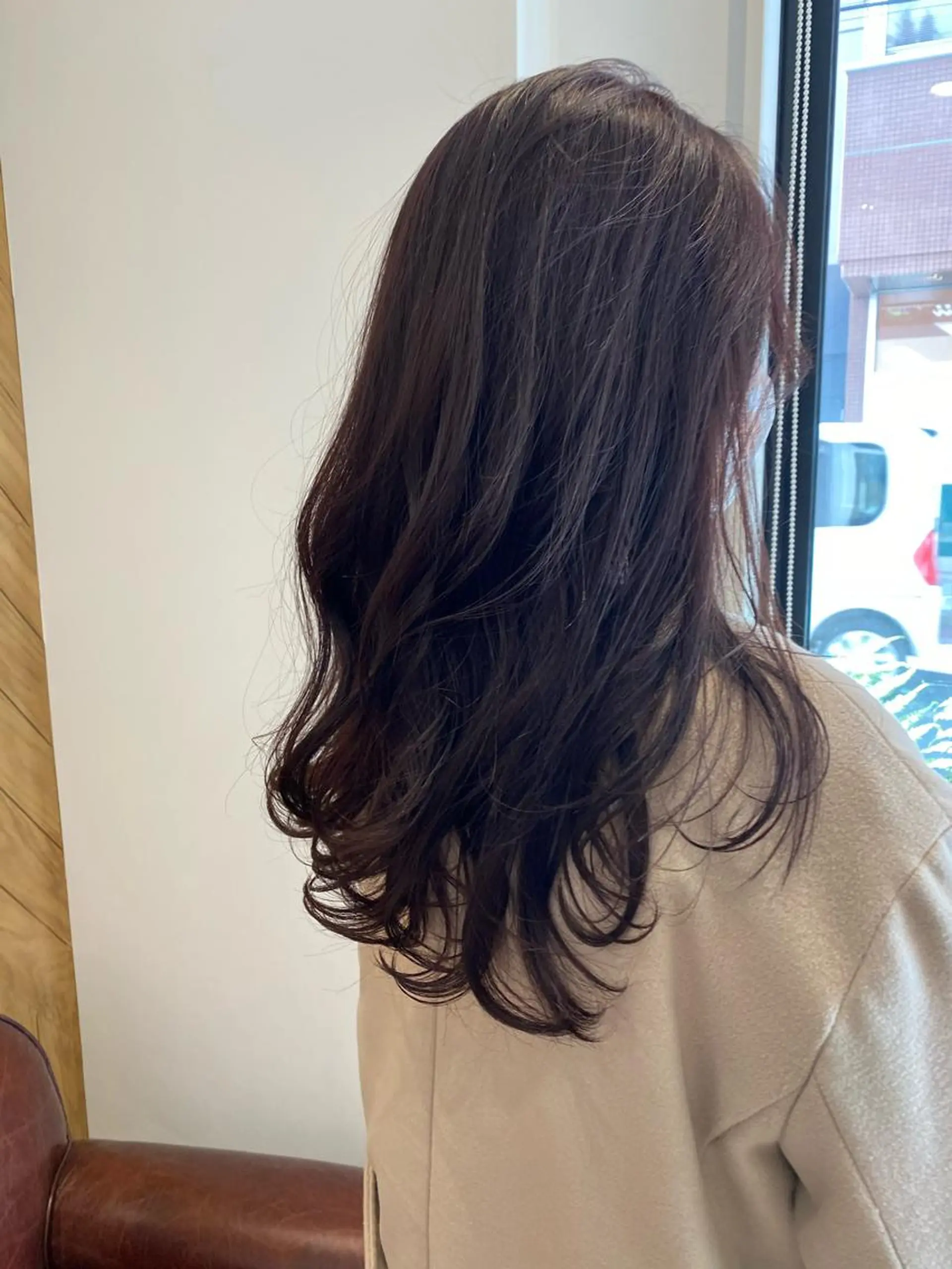 ロング 井上 舞のヘアスタイル