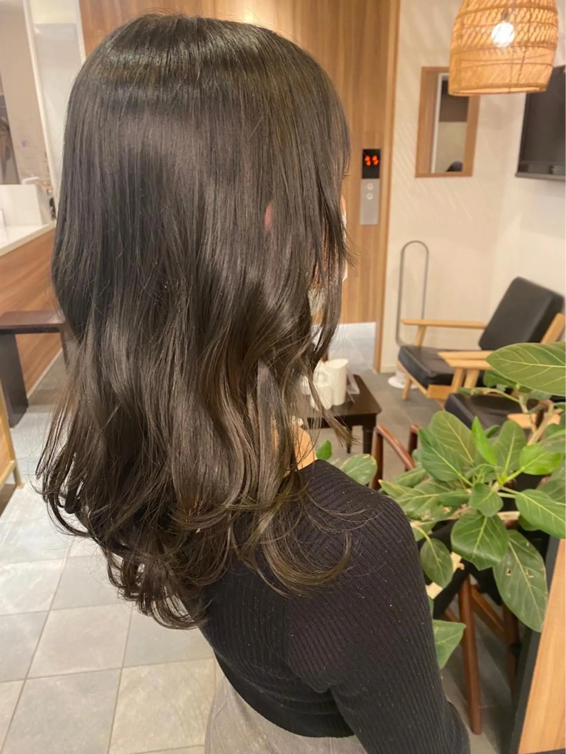 セミロング カラー ヘアアレンジ 穂乃香 BEAUTRIUMのヘアスタイル