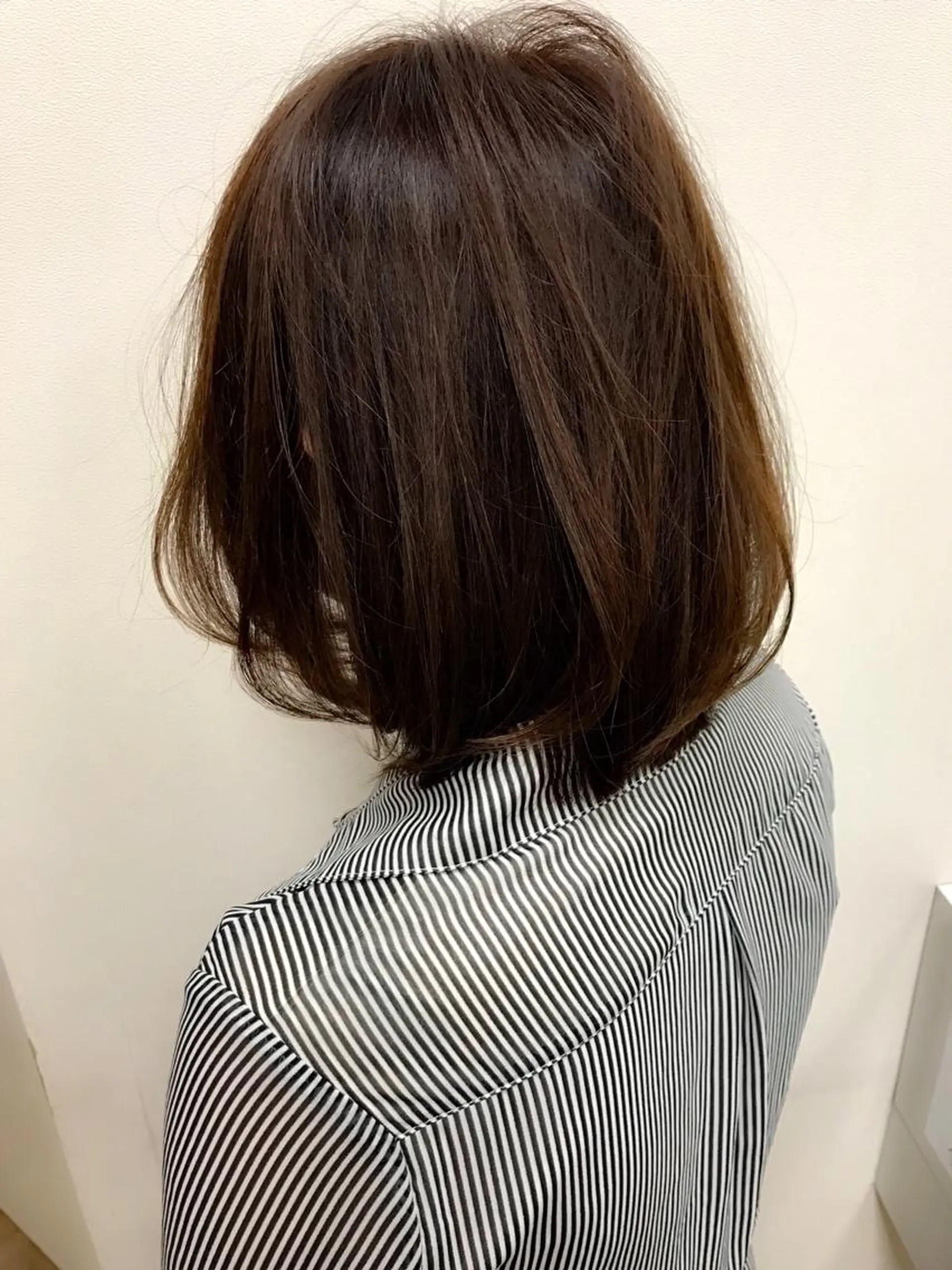 ミディアム カラー ベージュカラー カット ヘアカラー トリートメント 髪質改善ｶﾗｰ ｹｱﾌﾞﾘｰﾁ/ﾀﾑのヘアスタイル
