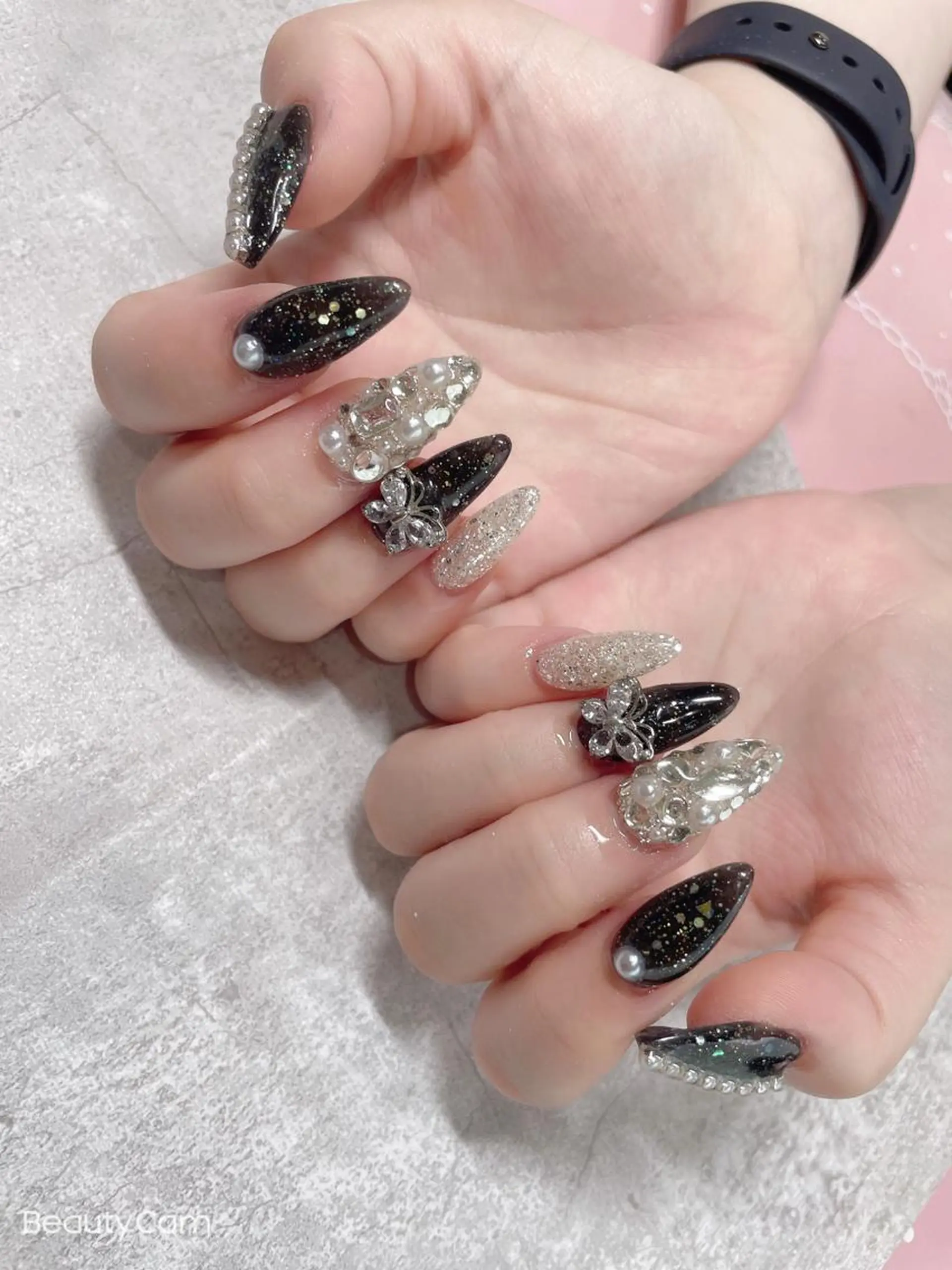 ミディアム ネイル 《LB》ラブリエ Nail&eyeのマツエク・マツパデザイン