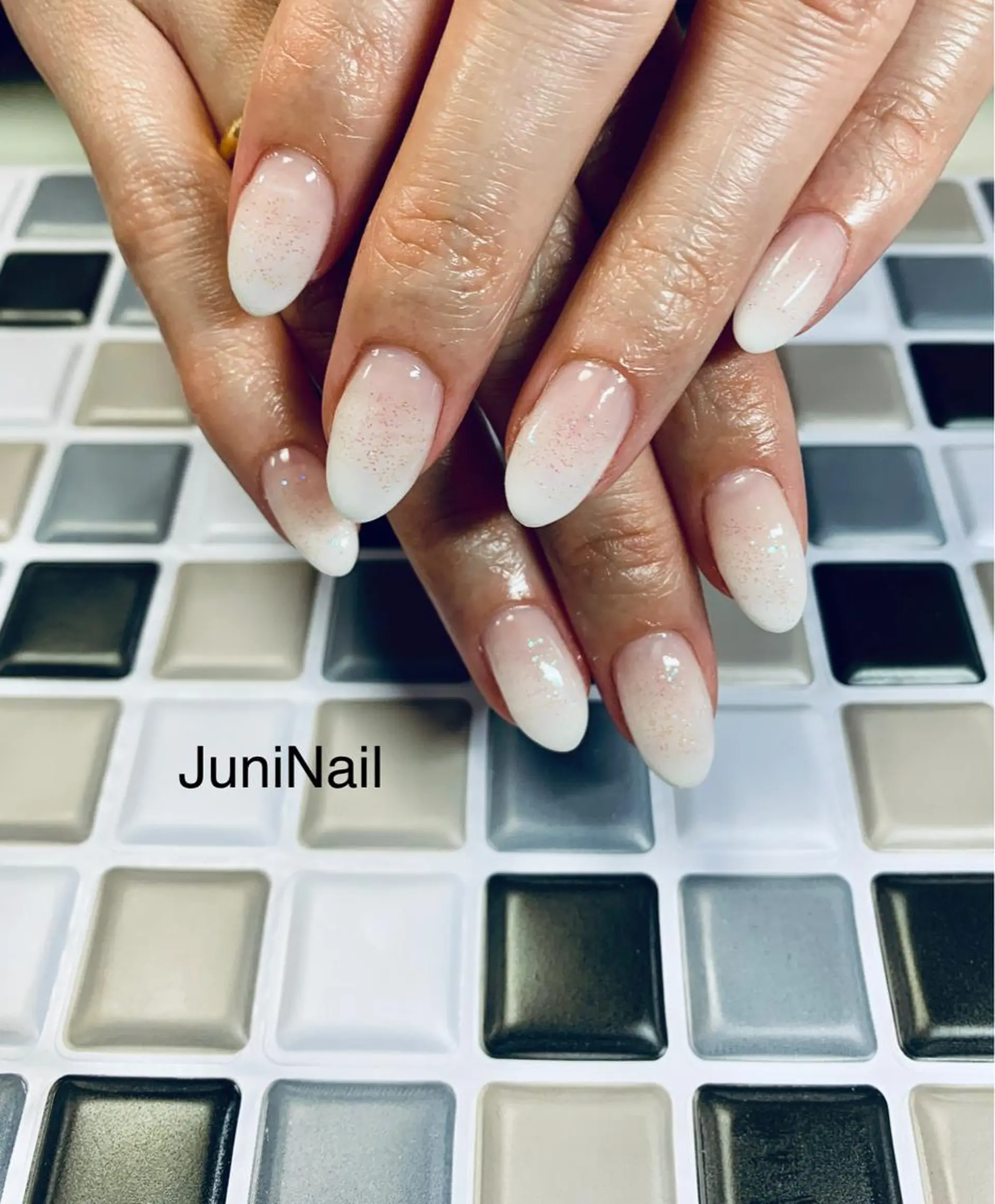 ネイル JuniNail 주니네일🇰🇷suのネイルデザイン