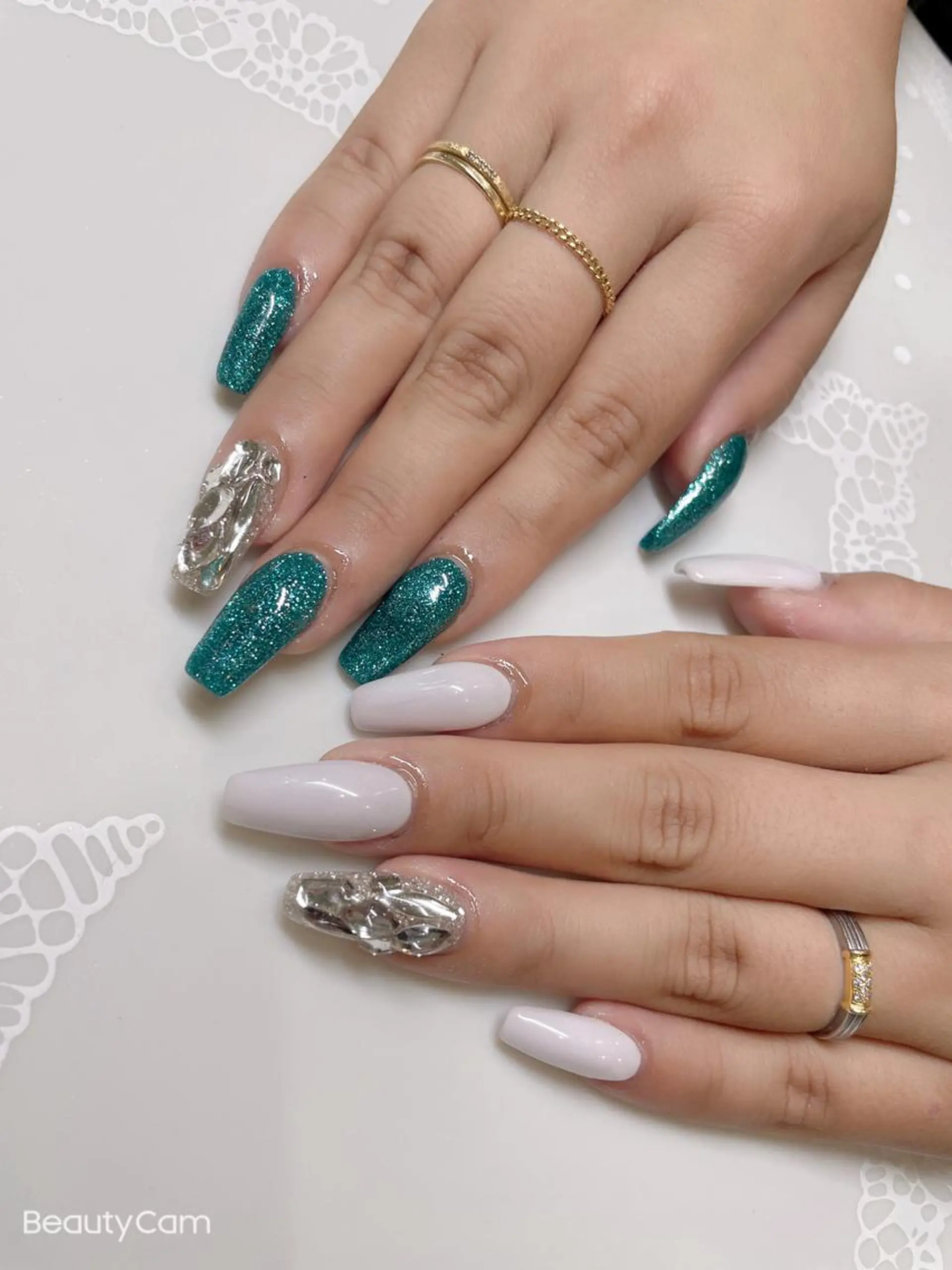 ミディアム ネイル 《LB》ラブリエ Nail&eyeのマツエク・マツパデザイン