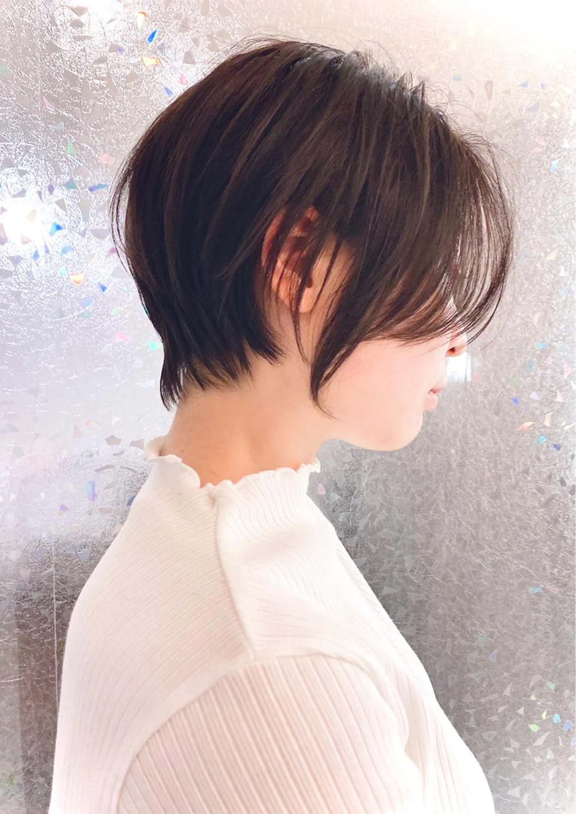 ショート カラー 明るい白髪染め専門店兵庫駅前店所属・山口 一馬のヘアスタイル