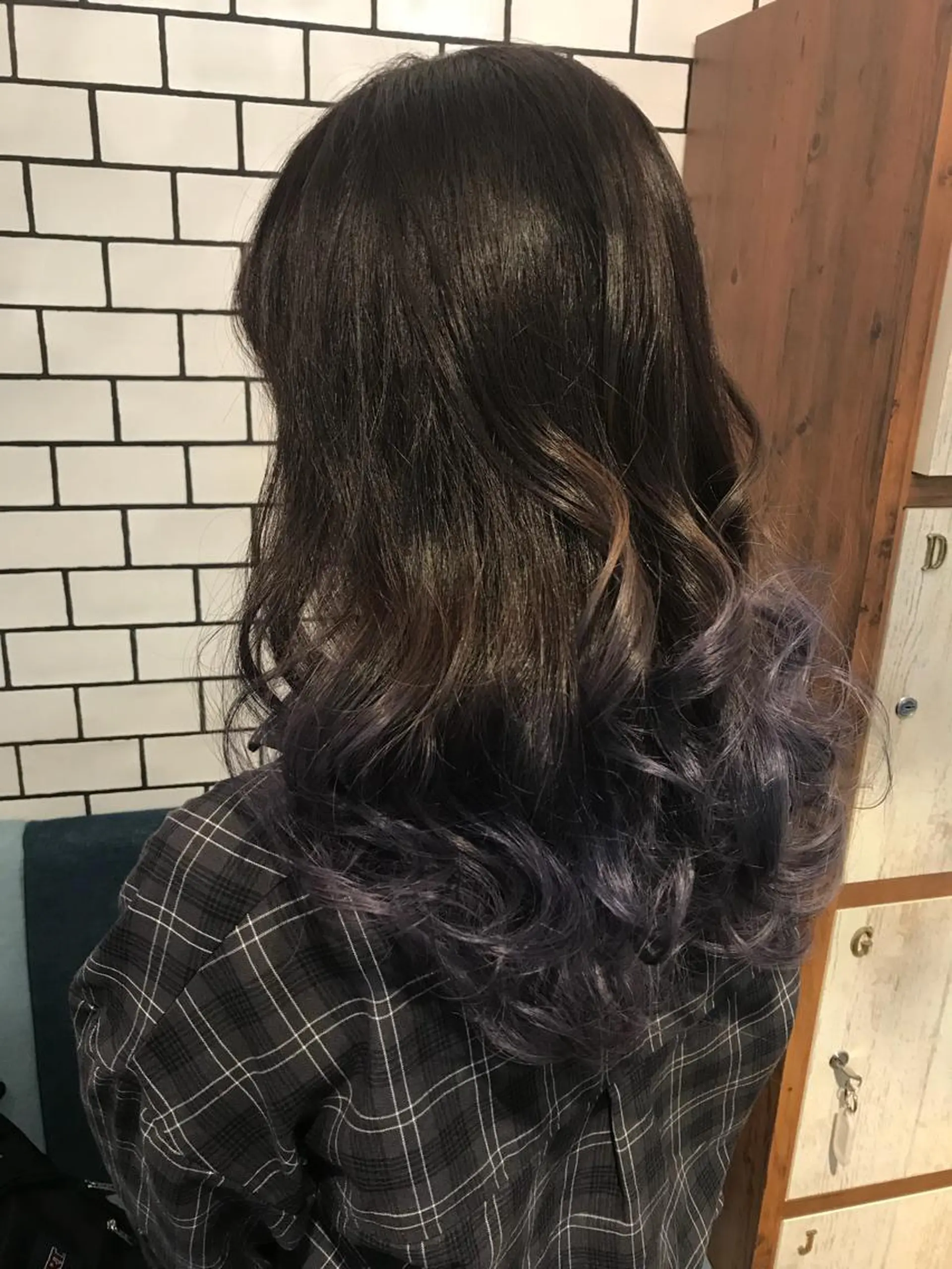 ロング カラー バイオレットカラー 磧本 祐里恵のヘアスタイル