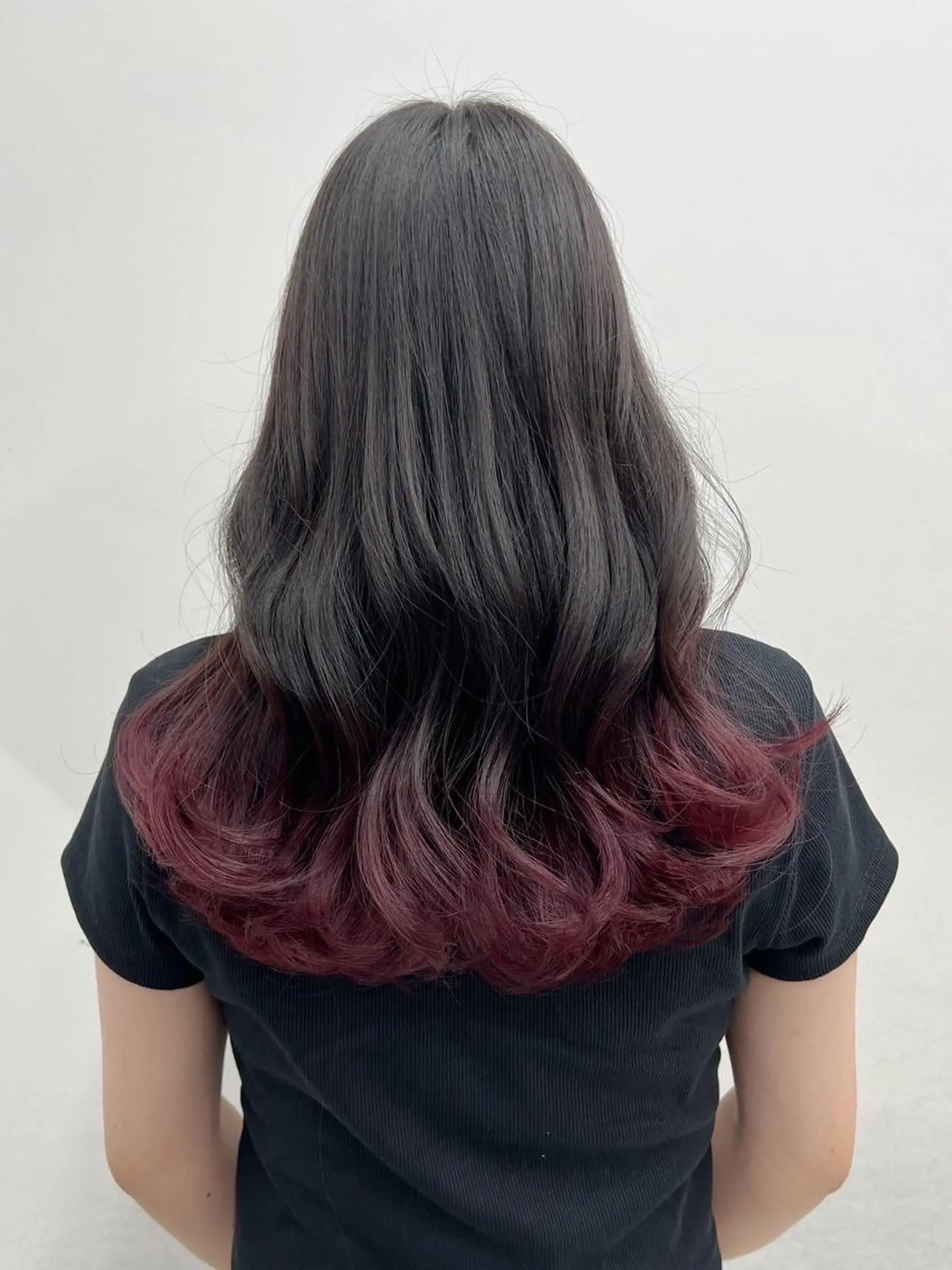 カラー ロング アディクシーカラー アッシュ ブルーカラー ダークアッシュ グレージュ 【公式】amble luxe 中野のヘアスタイル