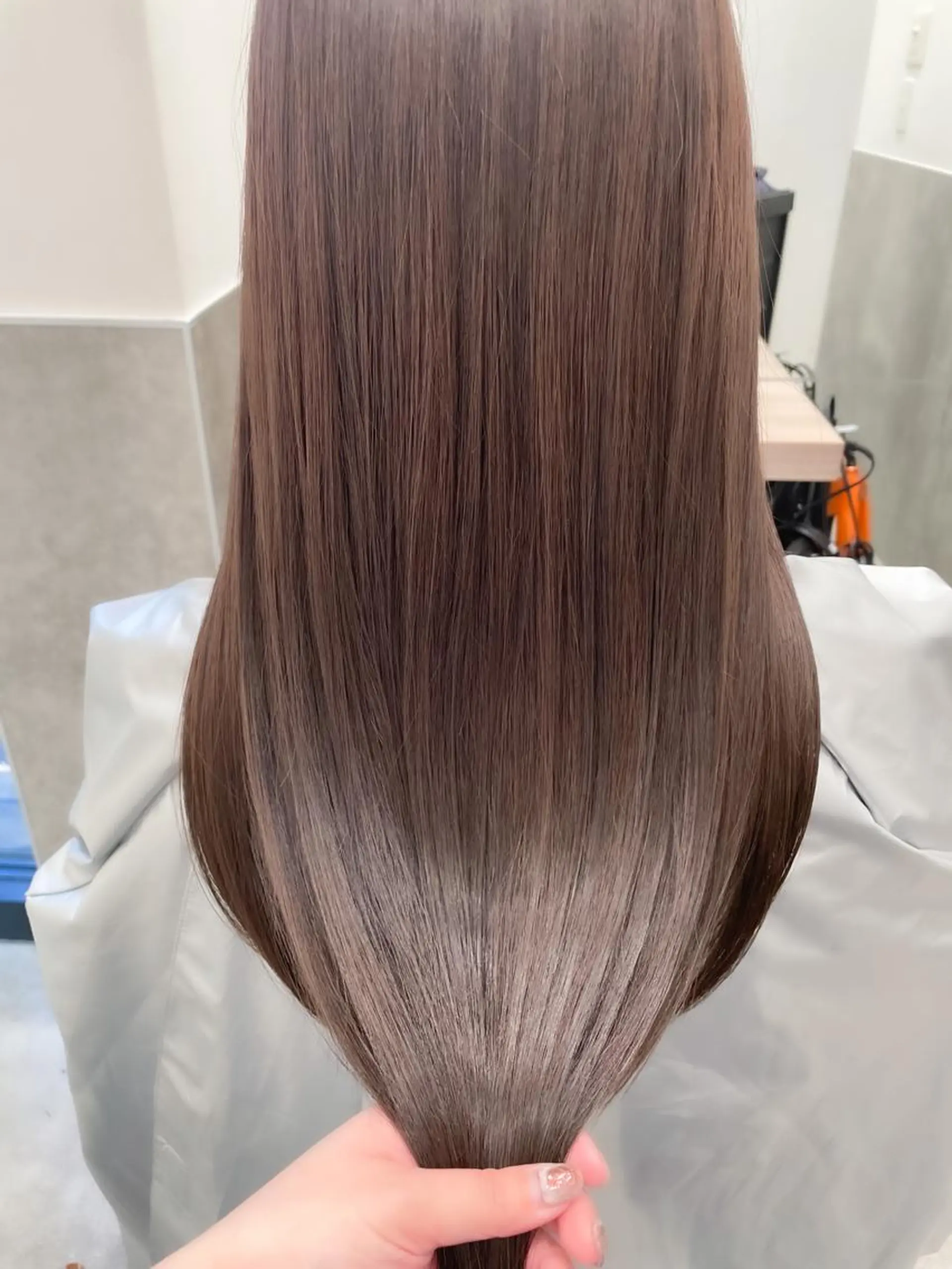 ミディアム カラー ヘアアレンジ アイブロウ ミニボブ/ブリーチ 🌈MISATOのヘアスタイル