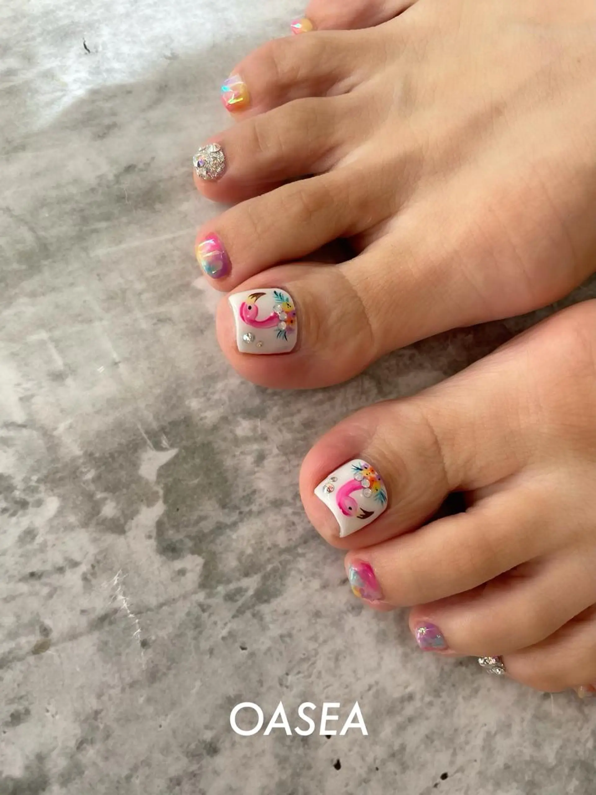 ネイル フットネイル 🌞💜 KAORI 🌴のネイルデザイン