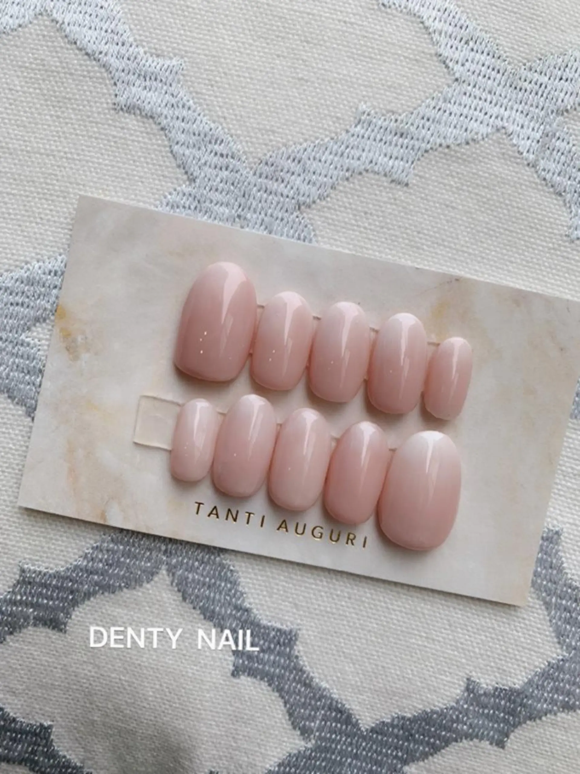ネイル グラデーション ハンドネイル DENTY NAIL所属・DENTY NAIL -ArtRoom-のネイルデザイン