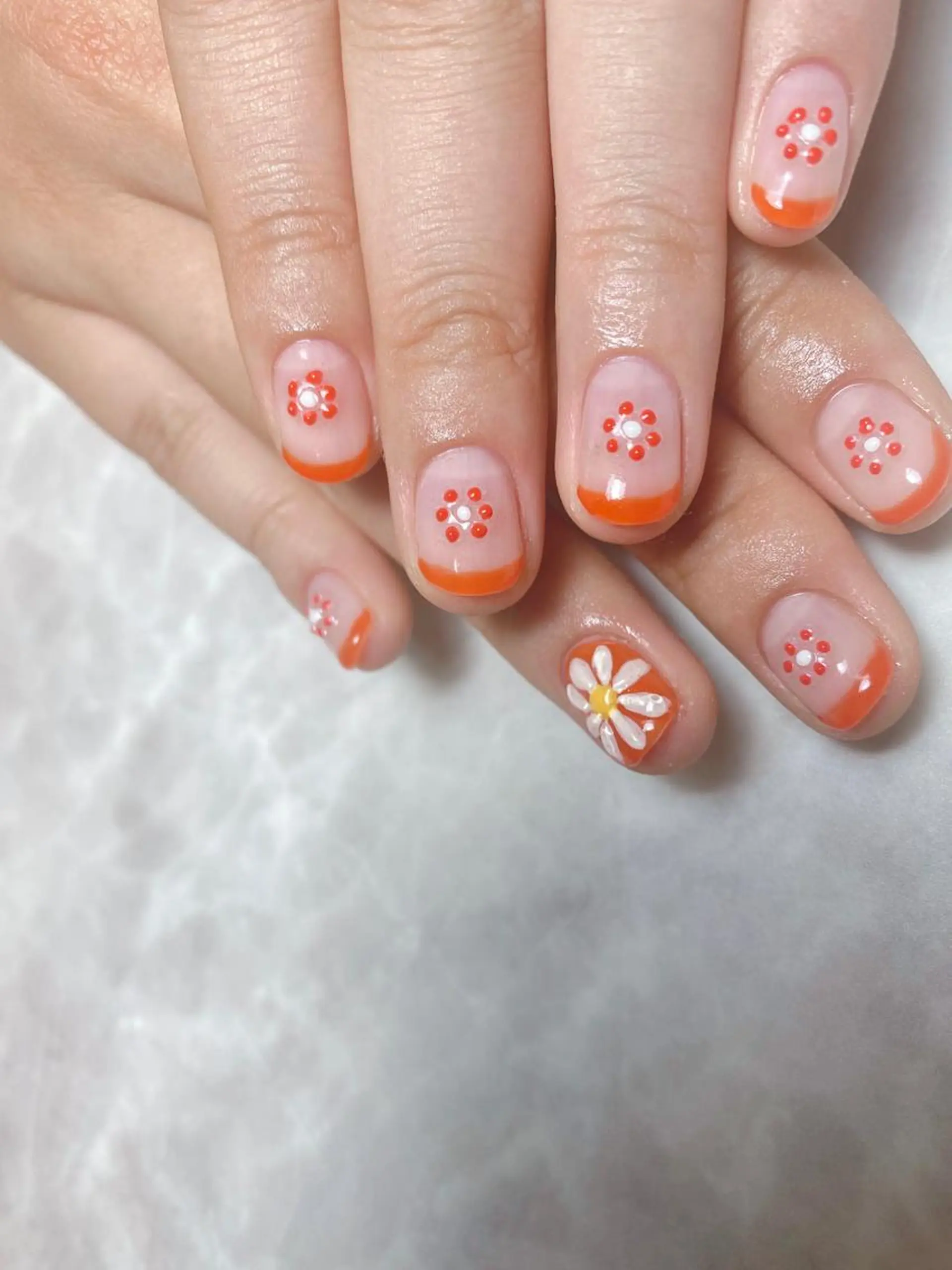 ネイル ハンドネイル ハンドケア 🌿Charme🌿 MAIのネイルデザイン