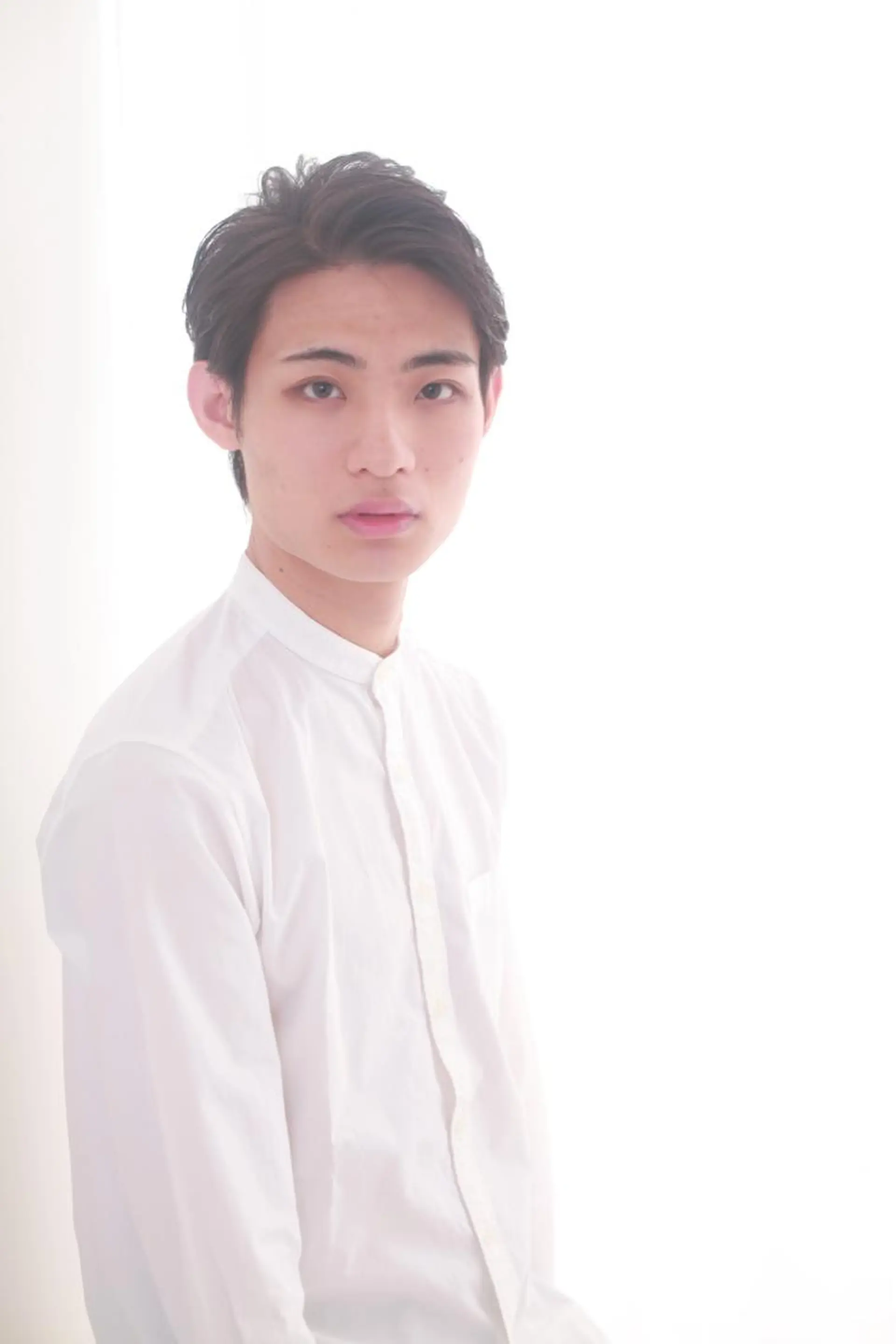 メンズ カット レイヤー／パーマ 西山賢志のヘアスタイル