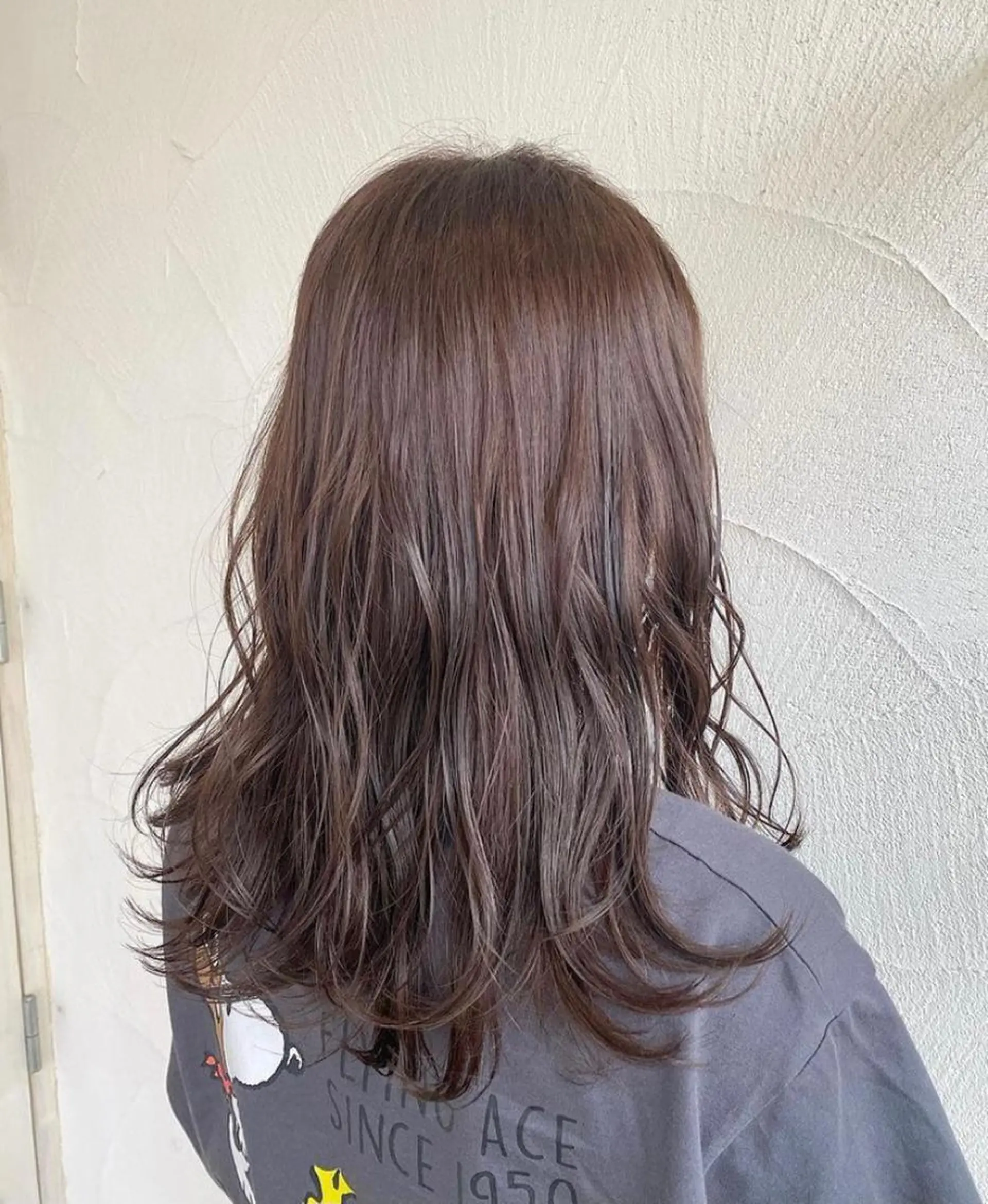 ロング カラー ブラウンカラー ココアブラウン レイヤーカット Number CHIHIROのヘアスタイル