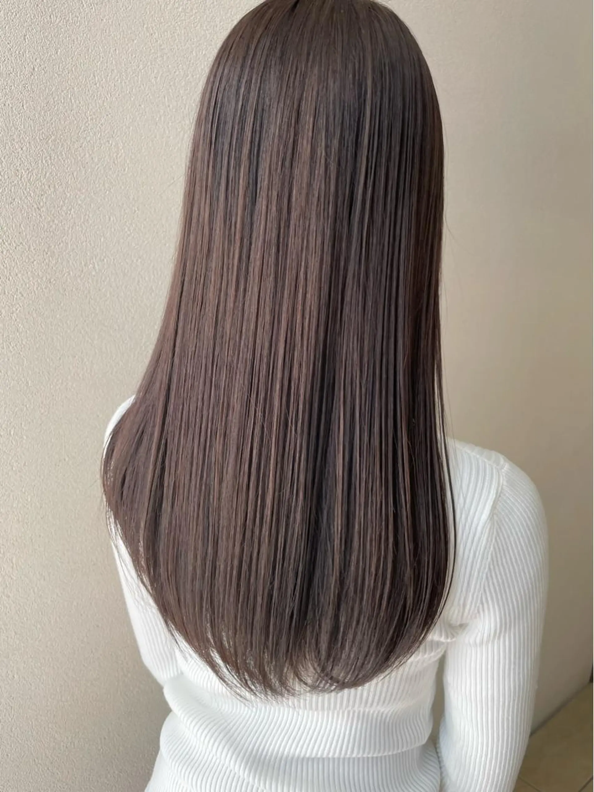 ロング カラー ブリーチ グレージュ ブリーチなしカラー 沢田 瞳のヘアスタイル