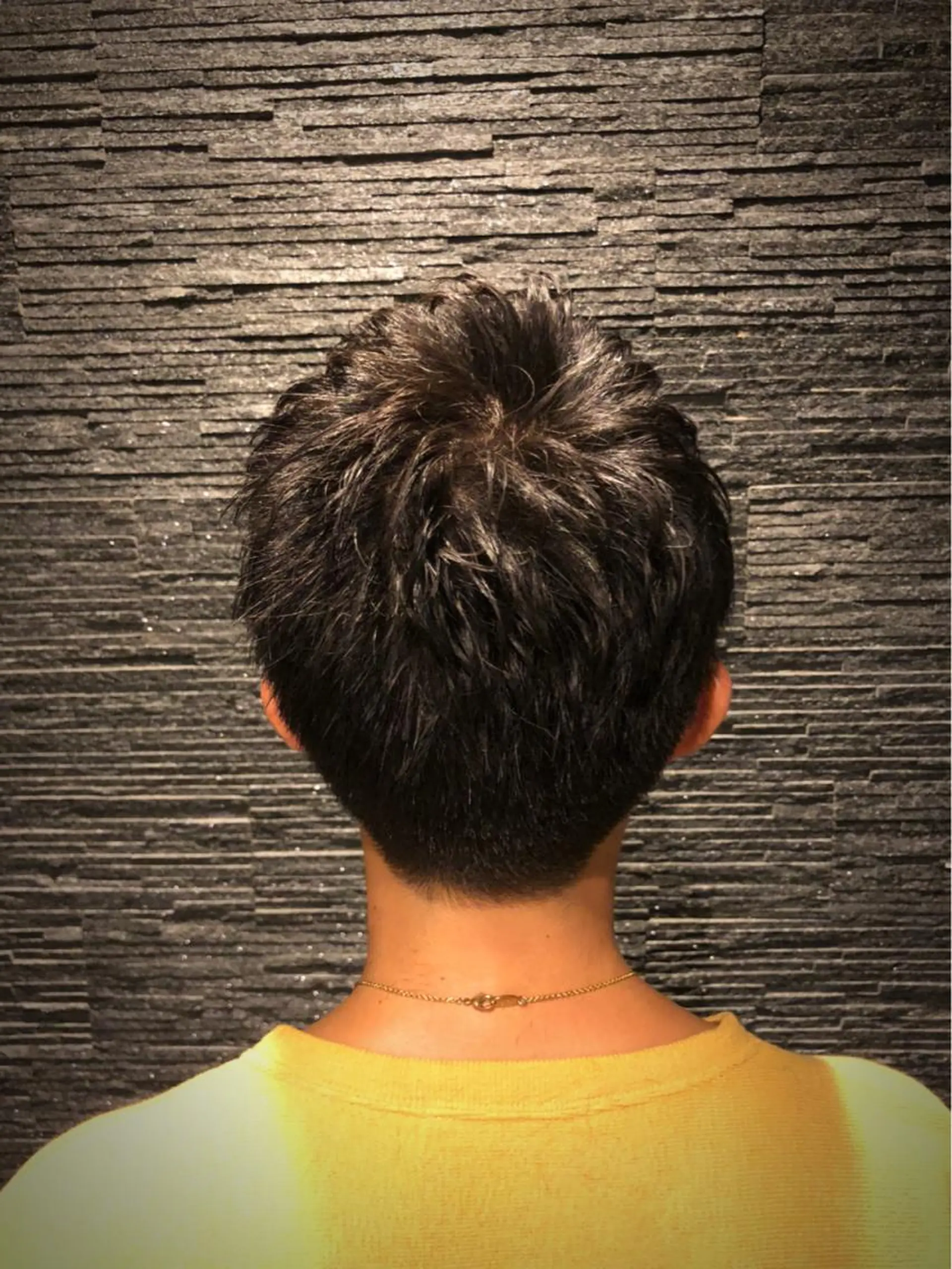 ショート パーマ メンズ 【24時まで営業✨】 吉本 成樹のヘアスタイル