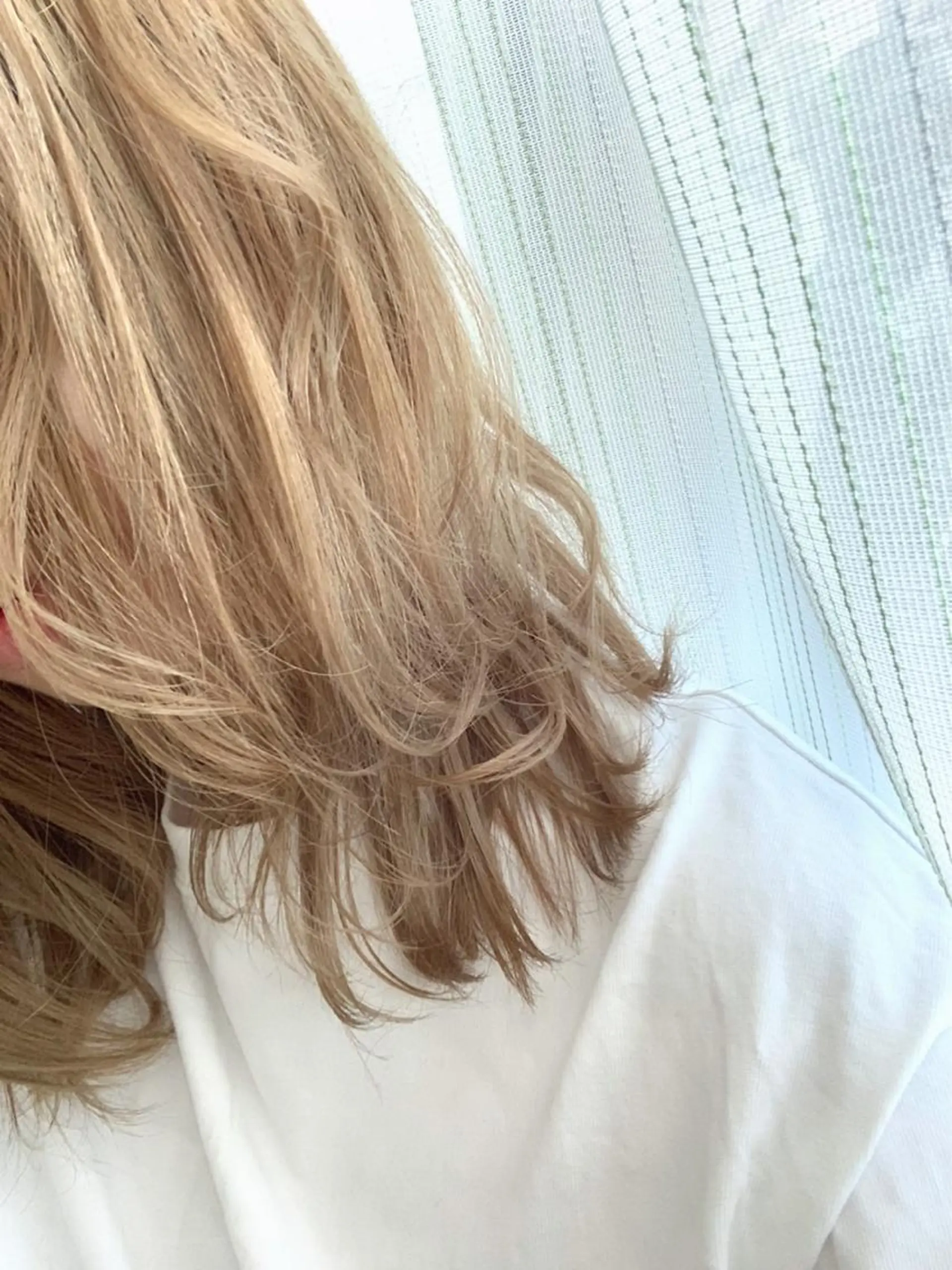 ミディアム カラー yuka .のヘアスタイル