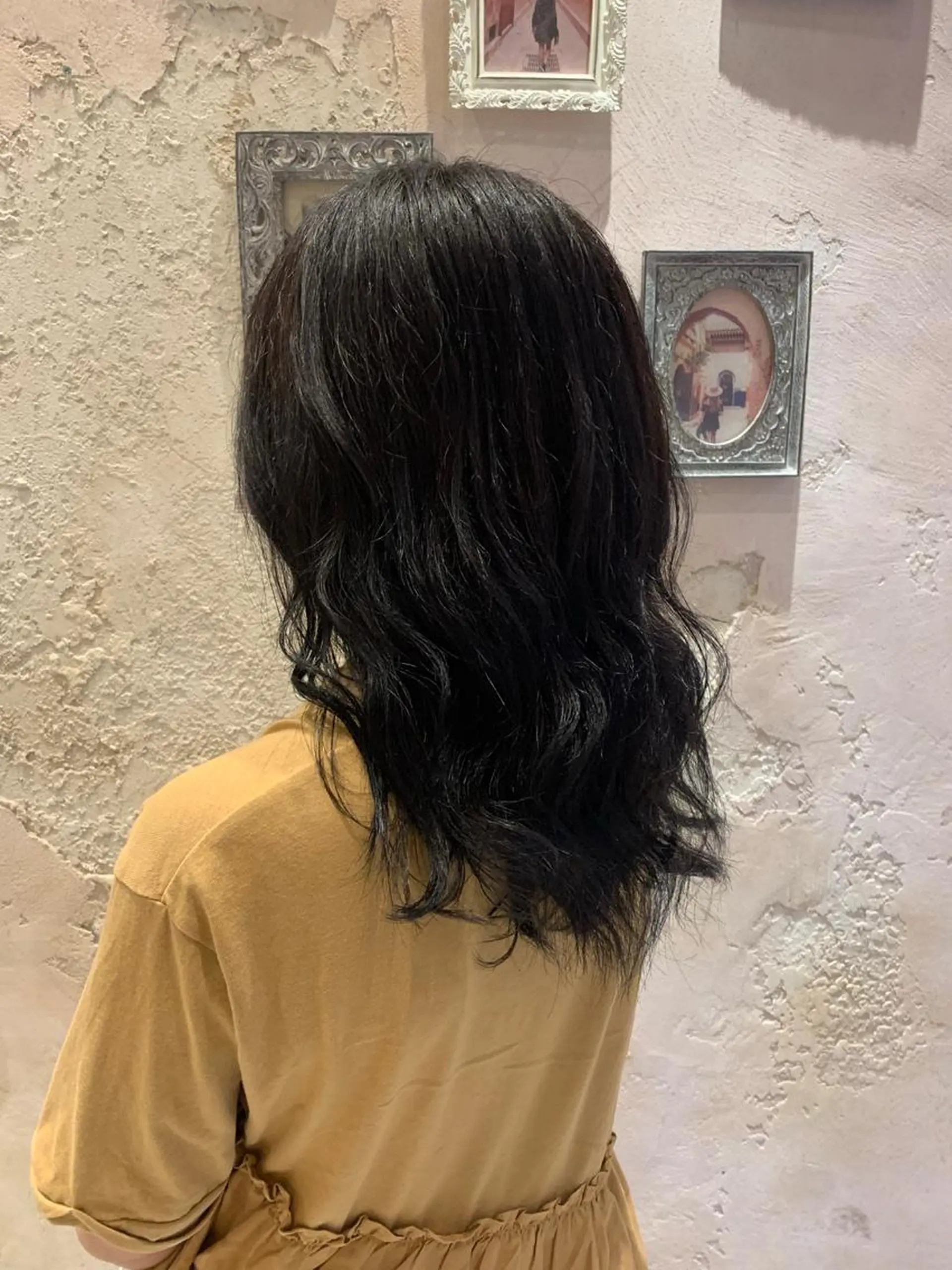 セミロング 川井麻由🎀アイドル 量産🎀ピンクカラーのヘアスタイル