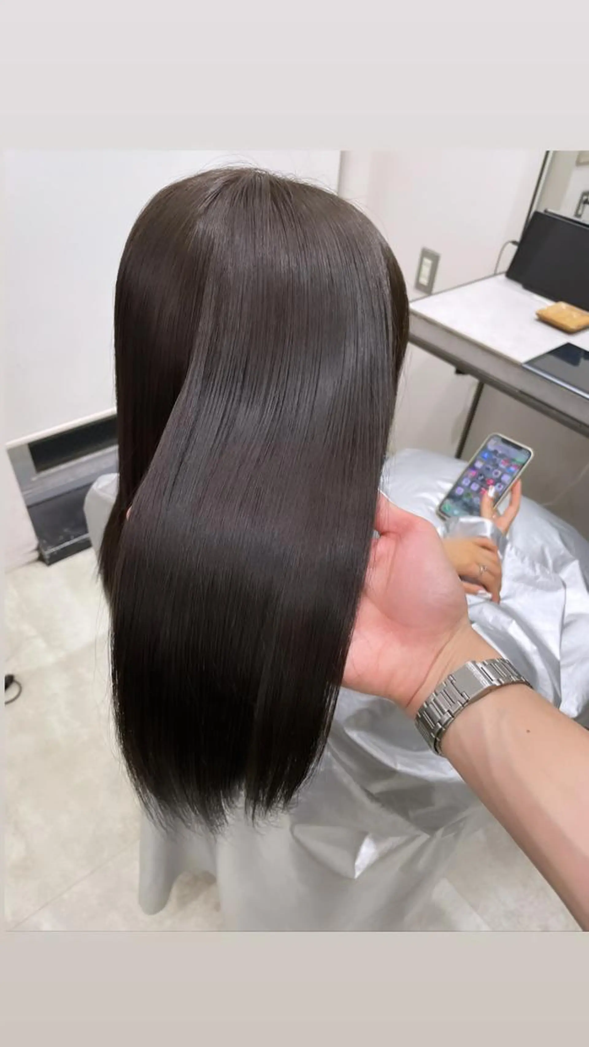 セミロング カラー アッシュ オリーブアッシュ カット ヘアカラー トリートメント 🔷ダブルカラーハイ トーン🔷櫻井走のヘアスタイル