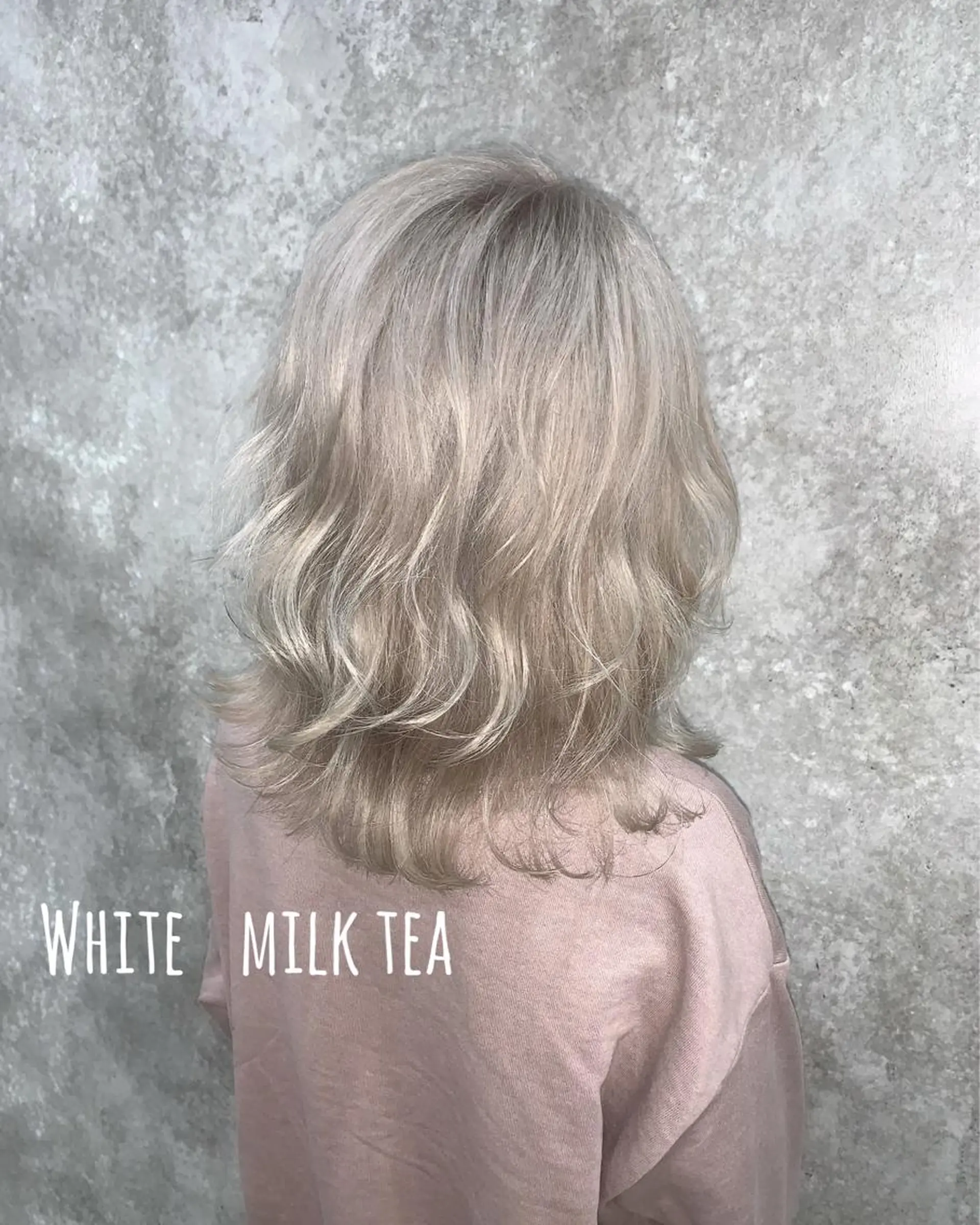 ミディアム カラー ハイトーンカラー ヘアカラー トリートメント Nino（ニーノ）所属・にしき さんのヘアスタイル