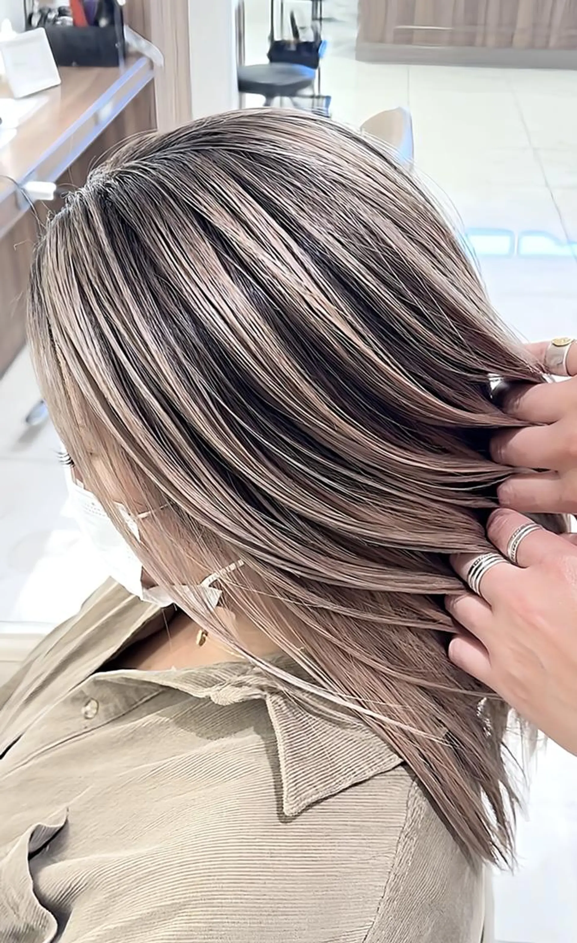 ロング カラー バレイヤージュ 髪質改善 レイヤーカット ヘアカラー トリートメント 大宮/バレイヤージュ 髪質改善/澤田隆誠のヘアスタイル