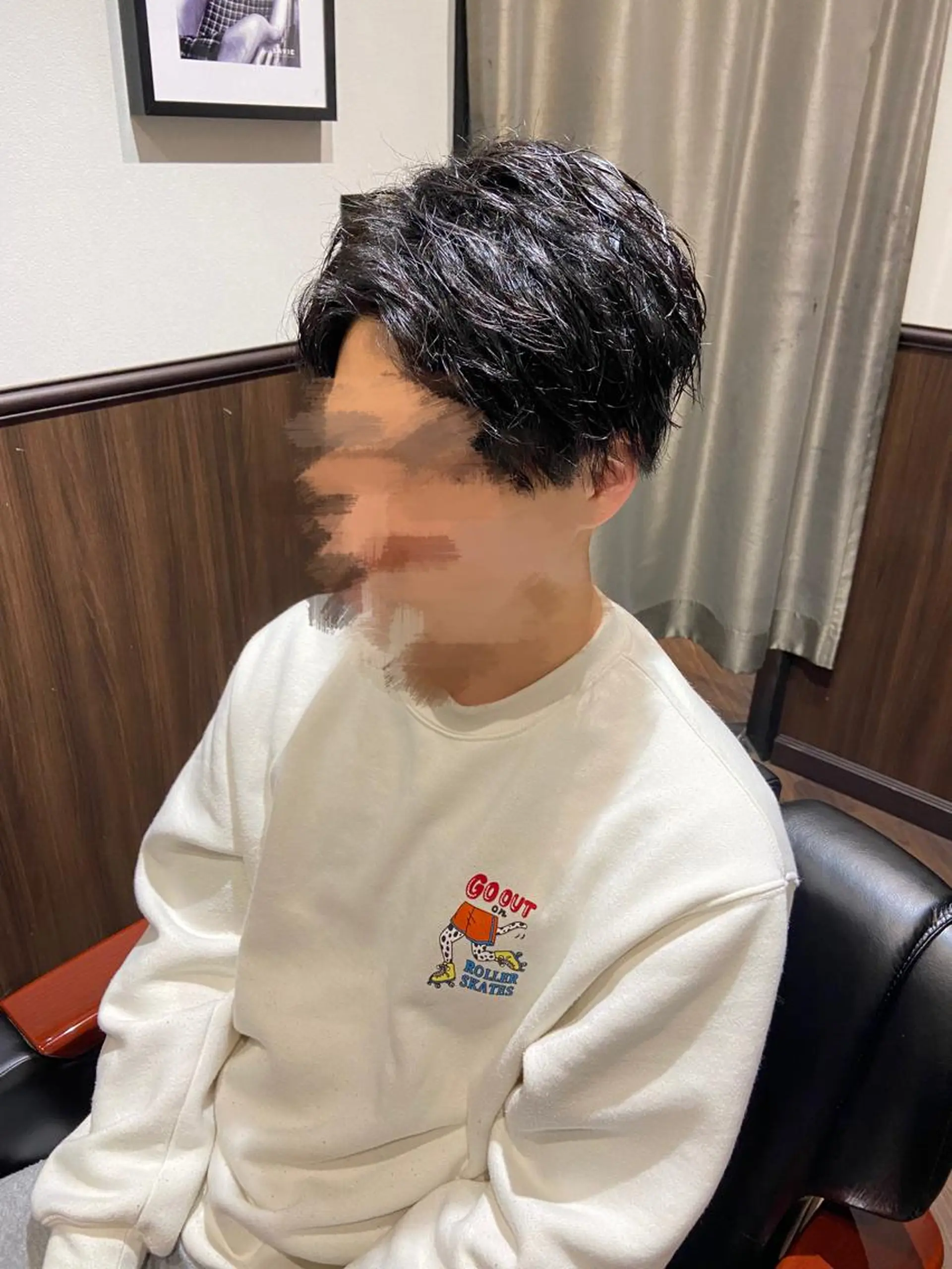 ミディアム HATAKEYAMA SHIONEのヘアスタイル