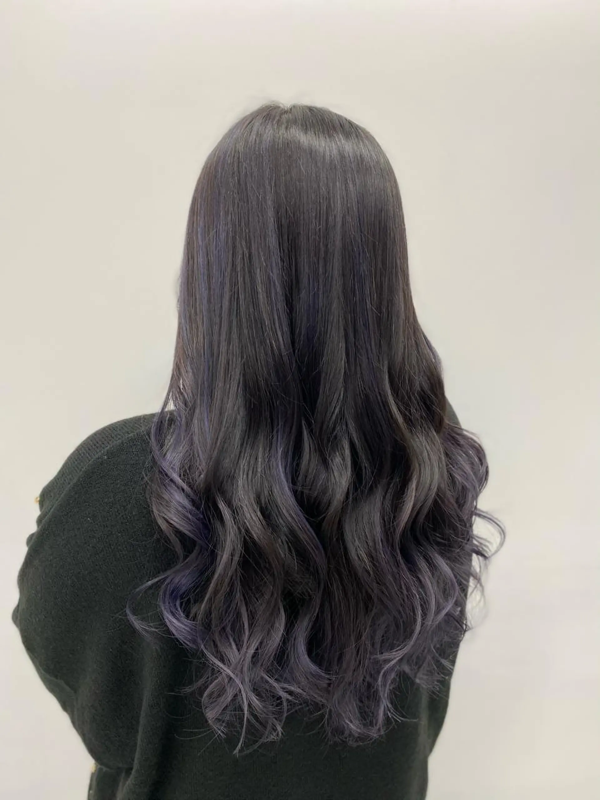 ロング カラー グラデーションカラー ハイライトカラー ラベンダーカラー ハイライト レイヤー/ハイトーン 🧸SENAのヘアスタイル