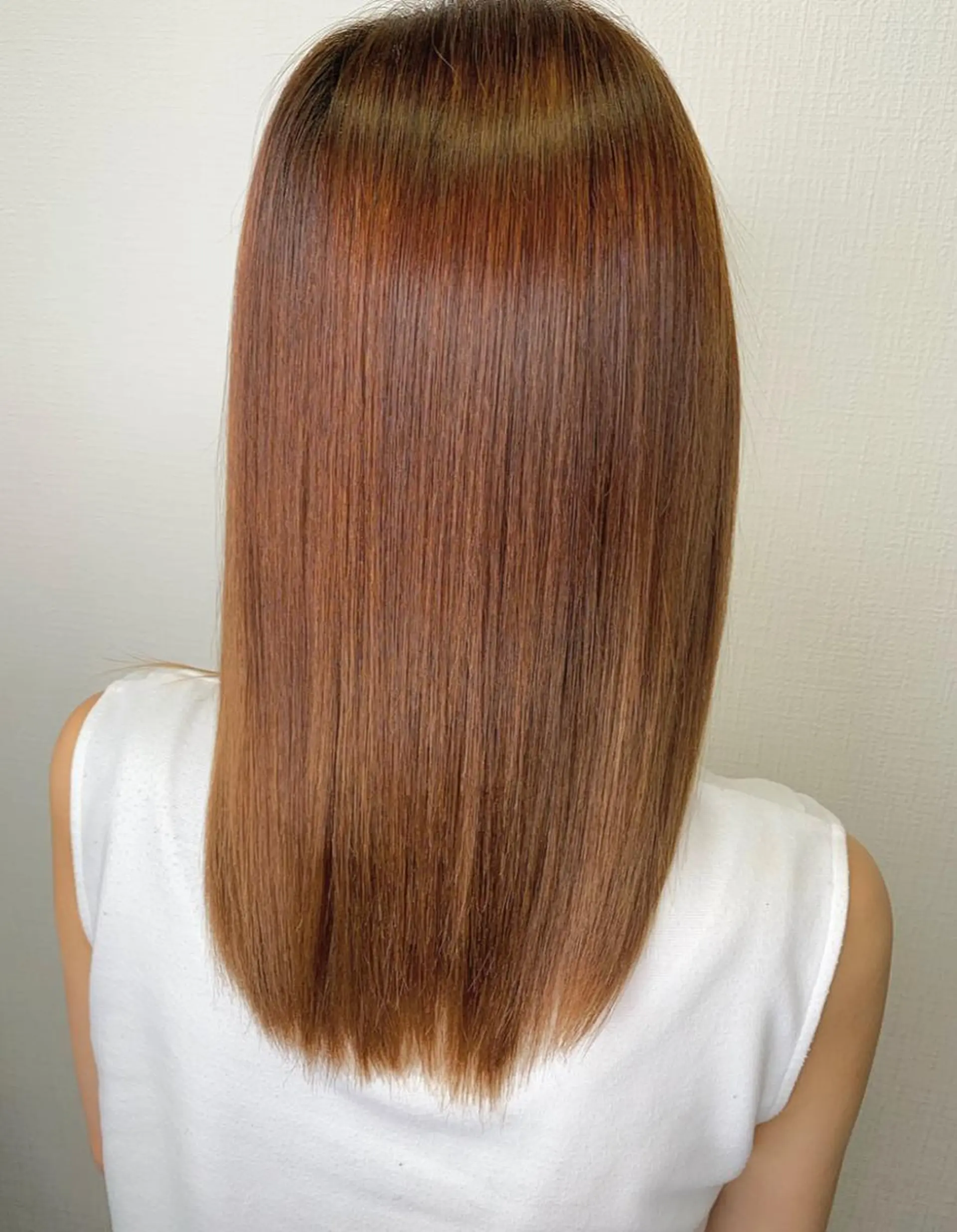 セミロング 縮毛矯正 袴田 伊代のヘアスタイル