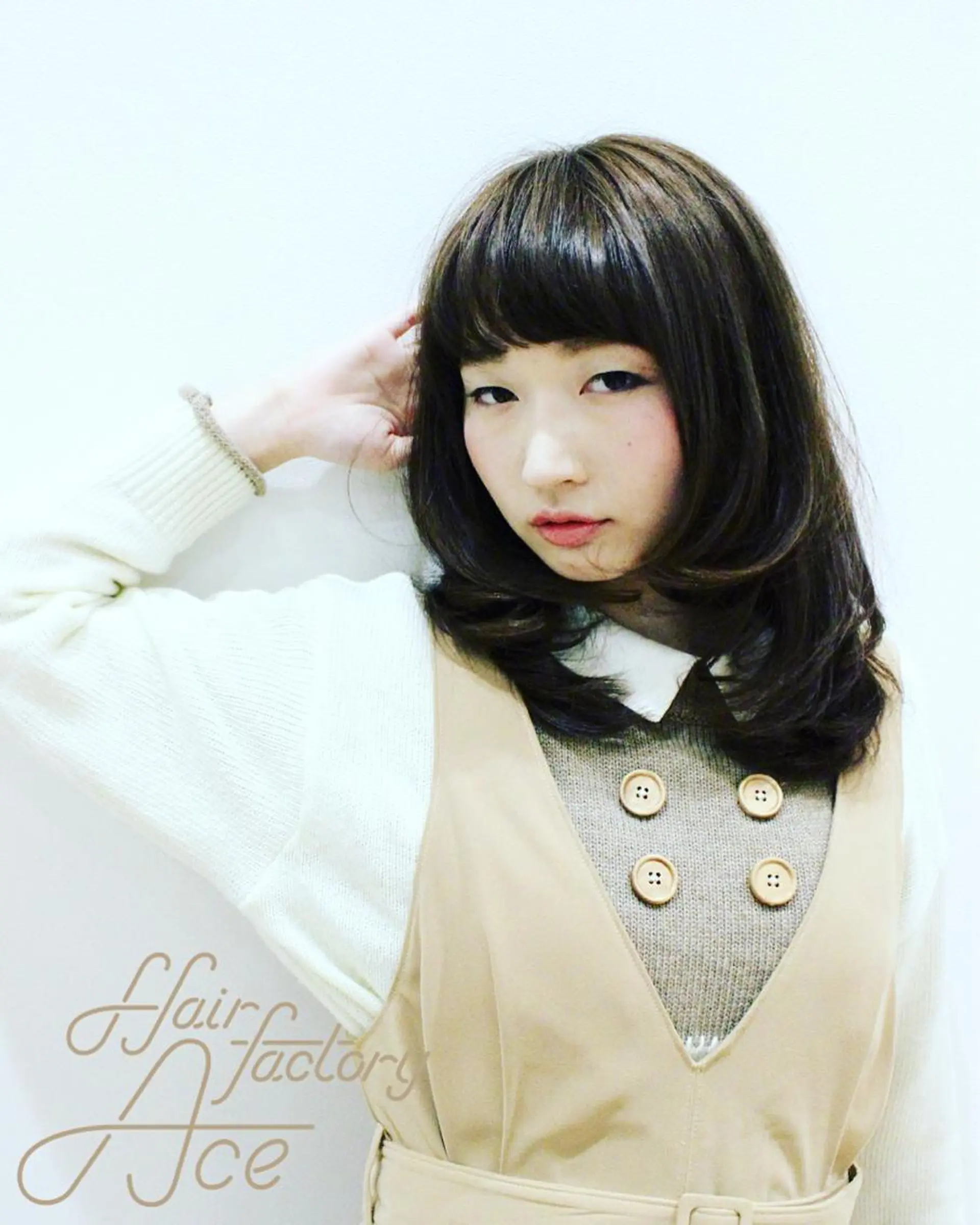 ミディアム カラー 所渉/韓国レイヤー /ウルフカットのヘアスタイル