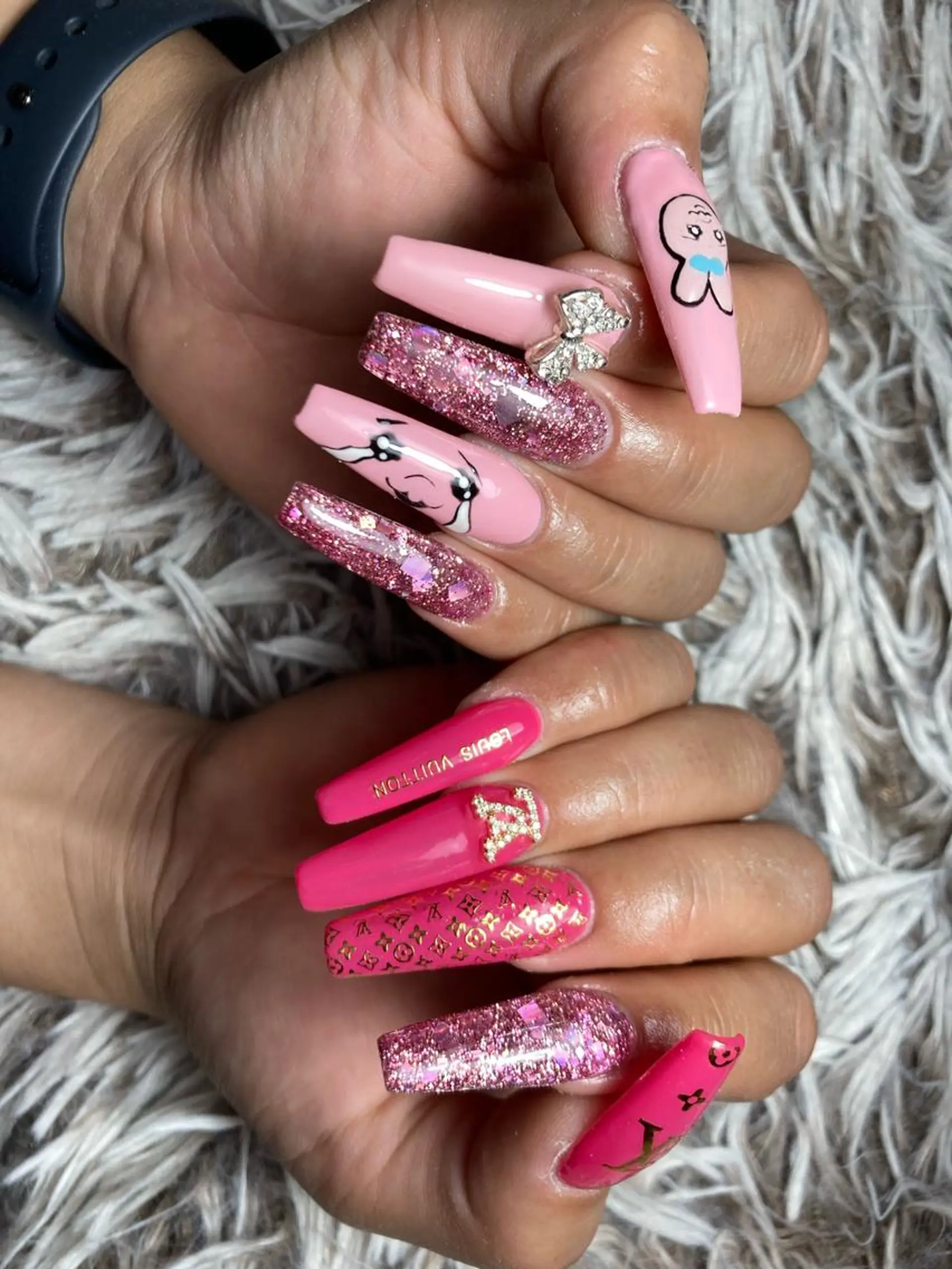 ロング ネイル ハンドネイル ✴︎ Delightのネイルデザイン