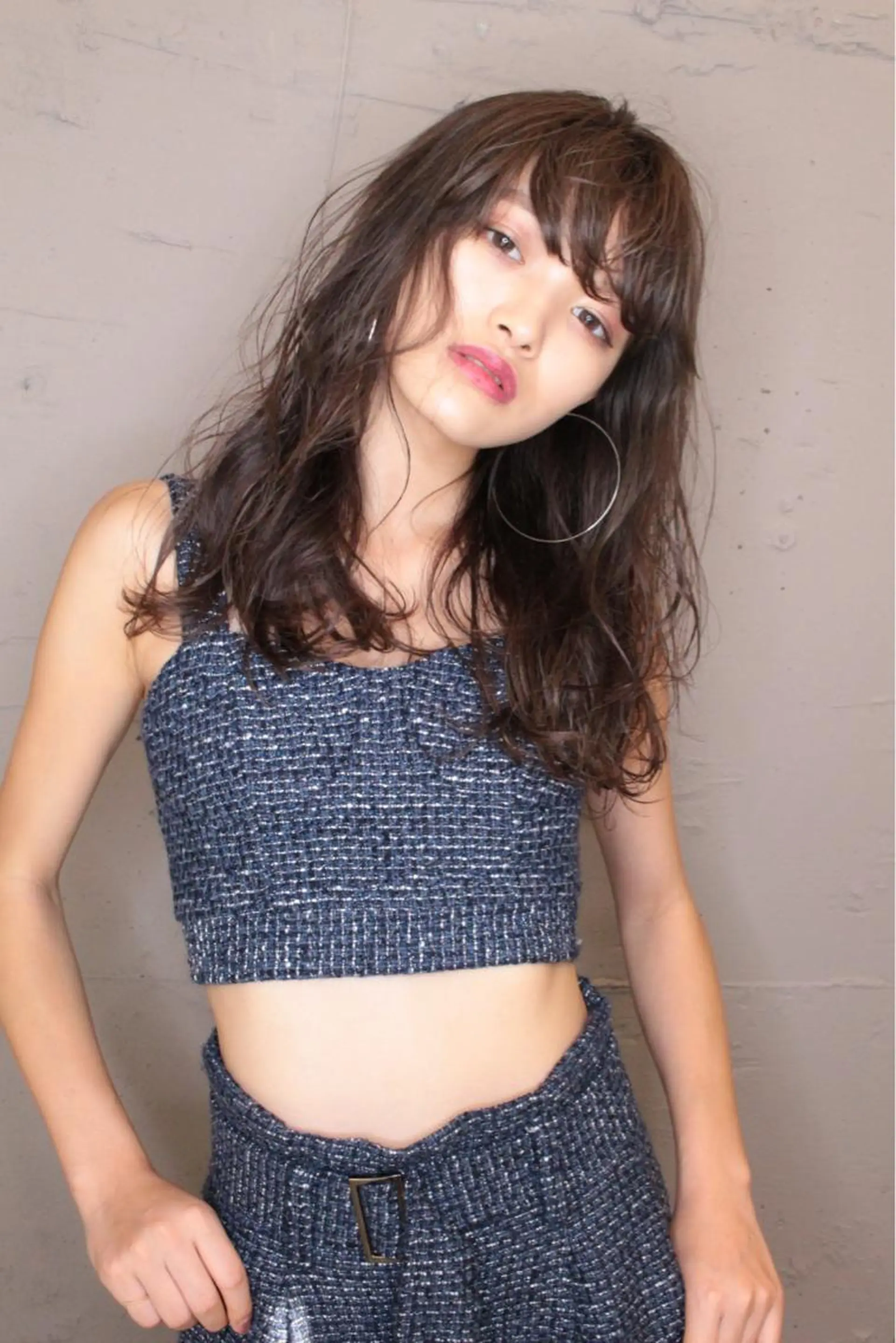 セミロング カラー 🇨🇳ワンホンヘア 下田鉄也のヘアスタイル