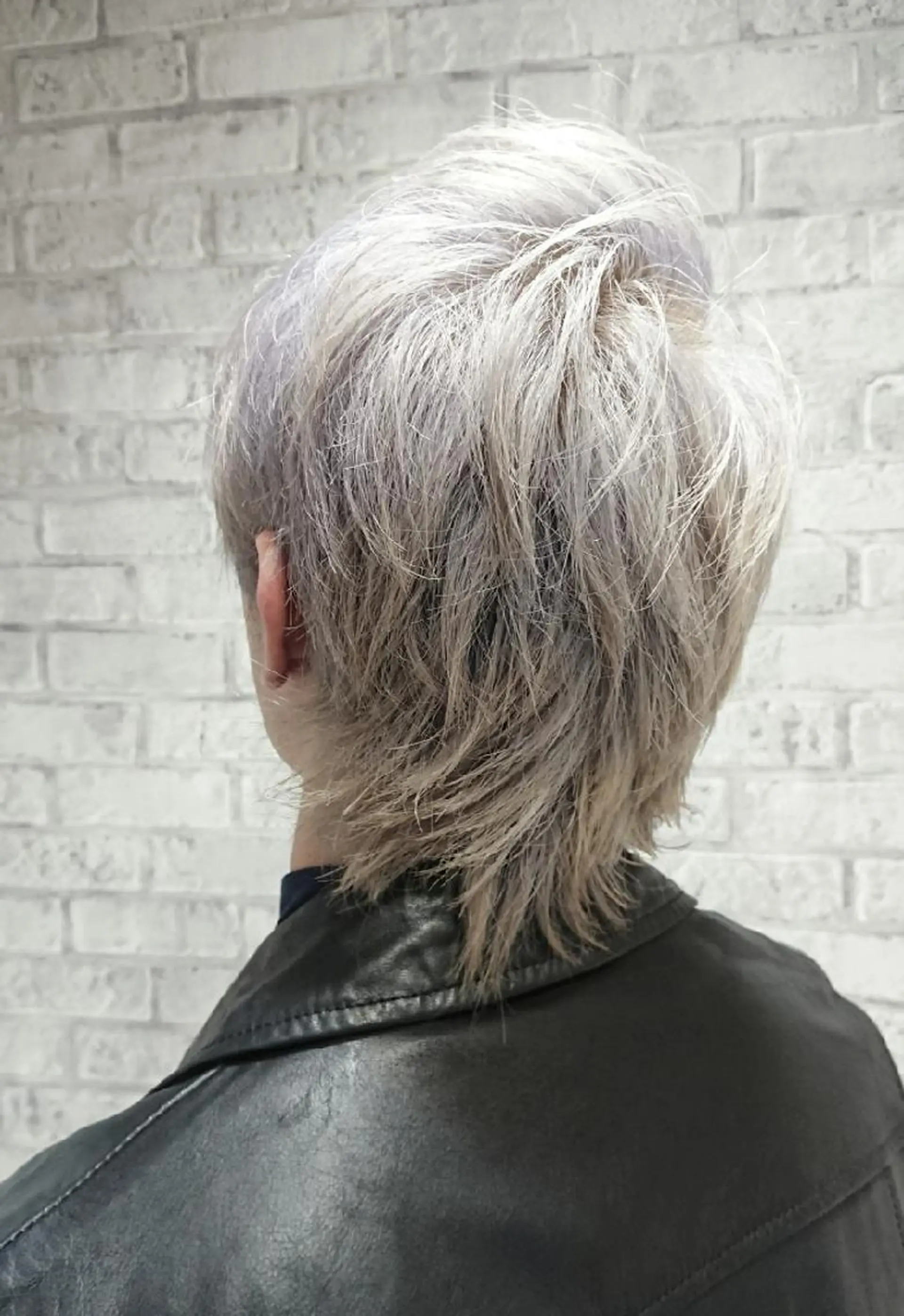 ショート カラー ショートヘア ウルフカット カット ヘアカラー トリートメント 秋山 幸太のヘアスタイル