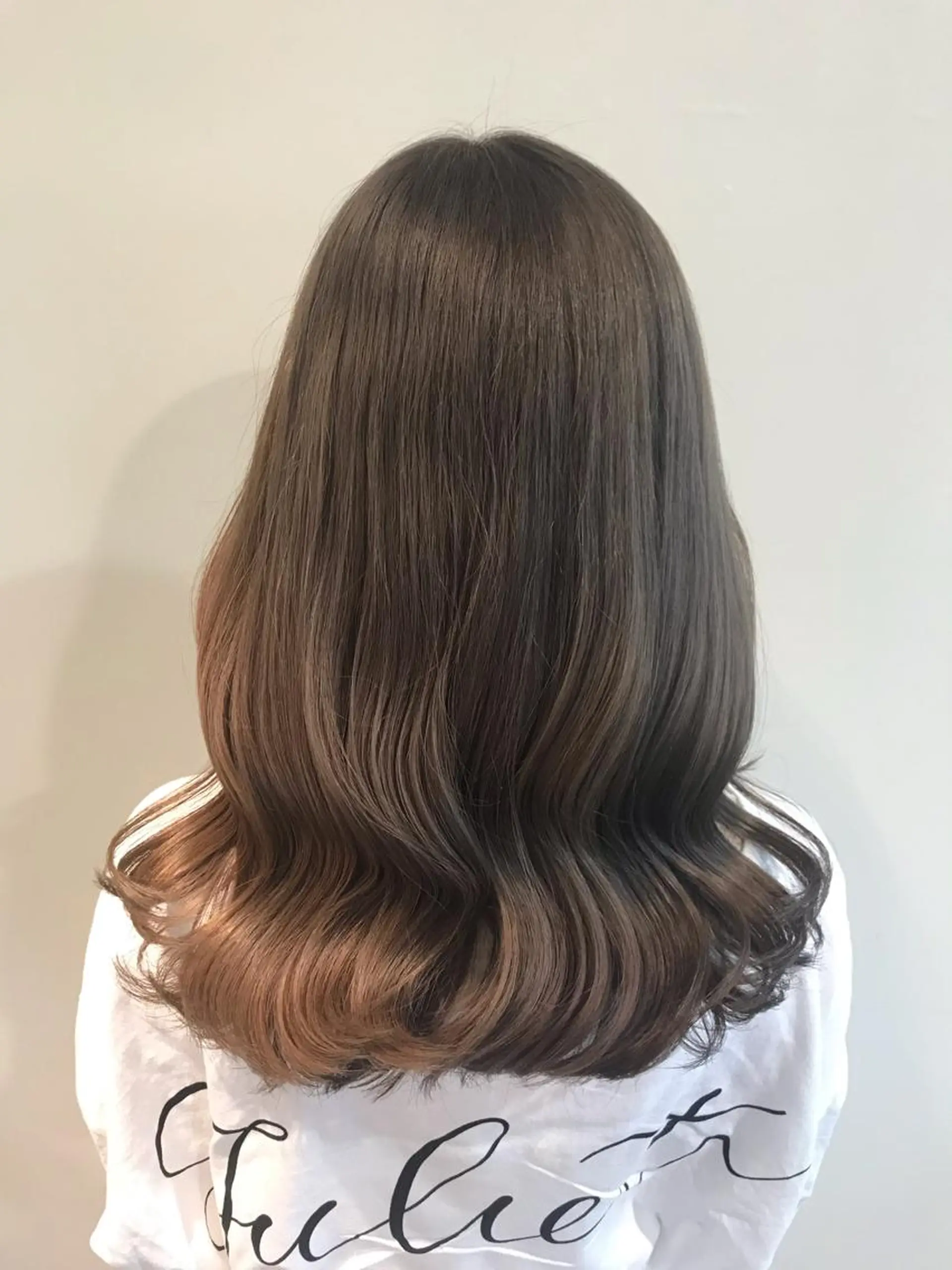 セミロング カラー knock【ノック】所属・烏丸韓国ヘア🇰🇷 ayaka🎀のヘアスタイル