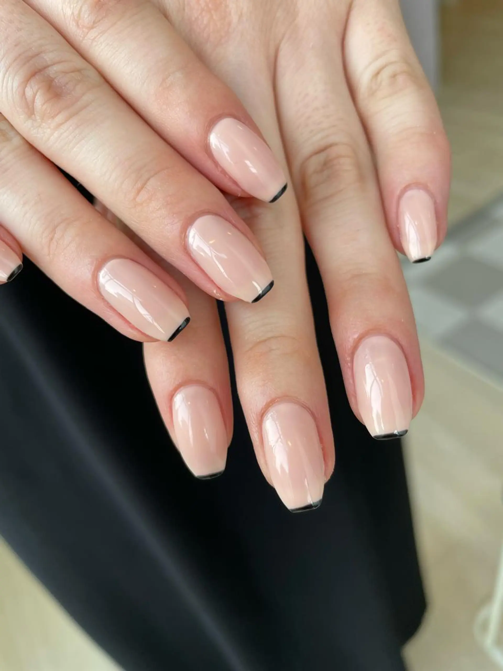 ネイル フレンチネイル シンプルネイル専門店miel nail天神店所属・mielnail ichikaのネイルデザイン