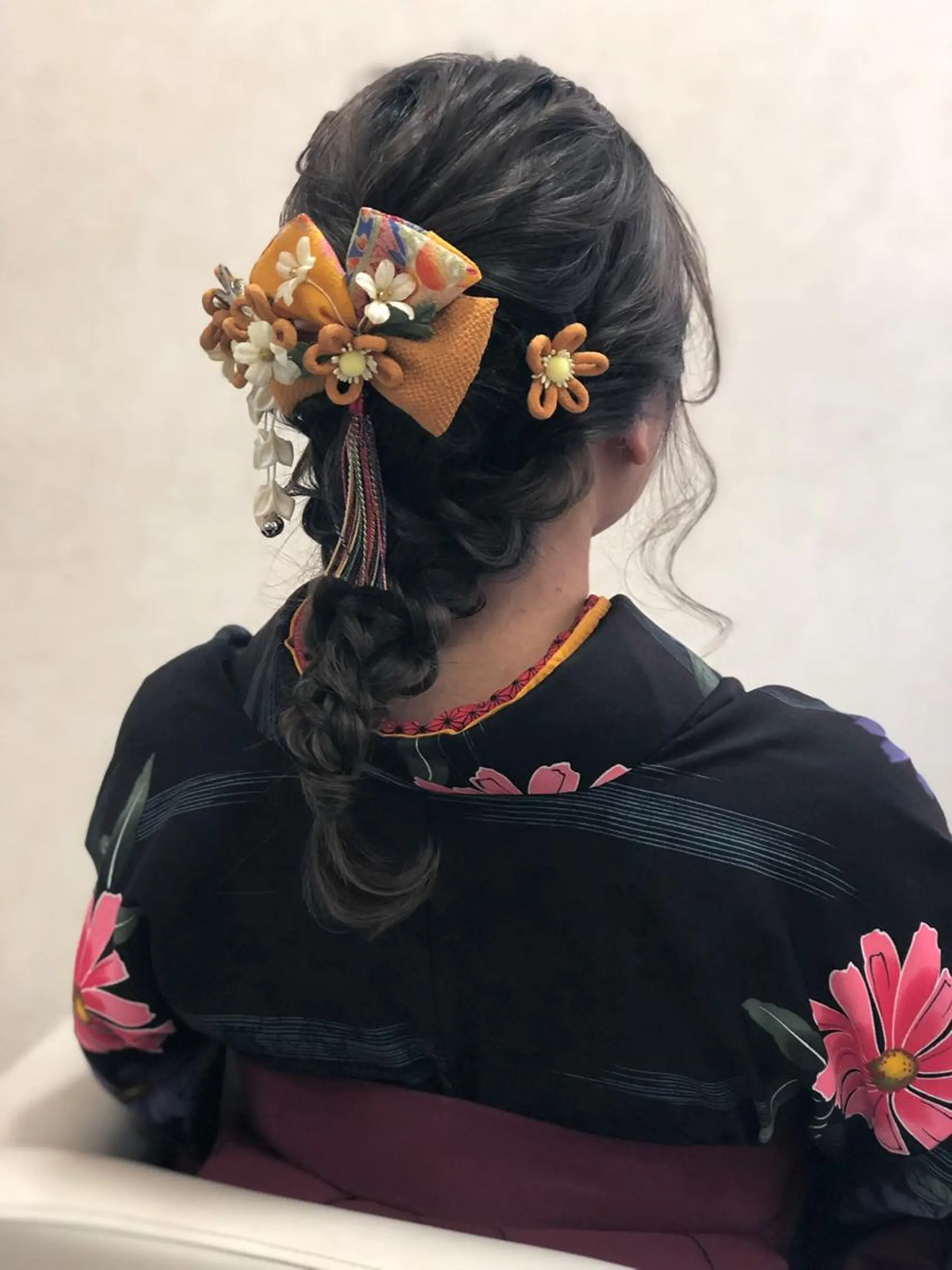 セミロング ヘアアレンジ クレオヘアー久米川サロン所属・沼津 加奈のヘアスタイル