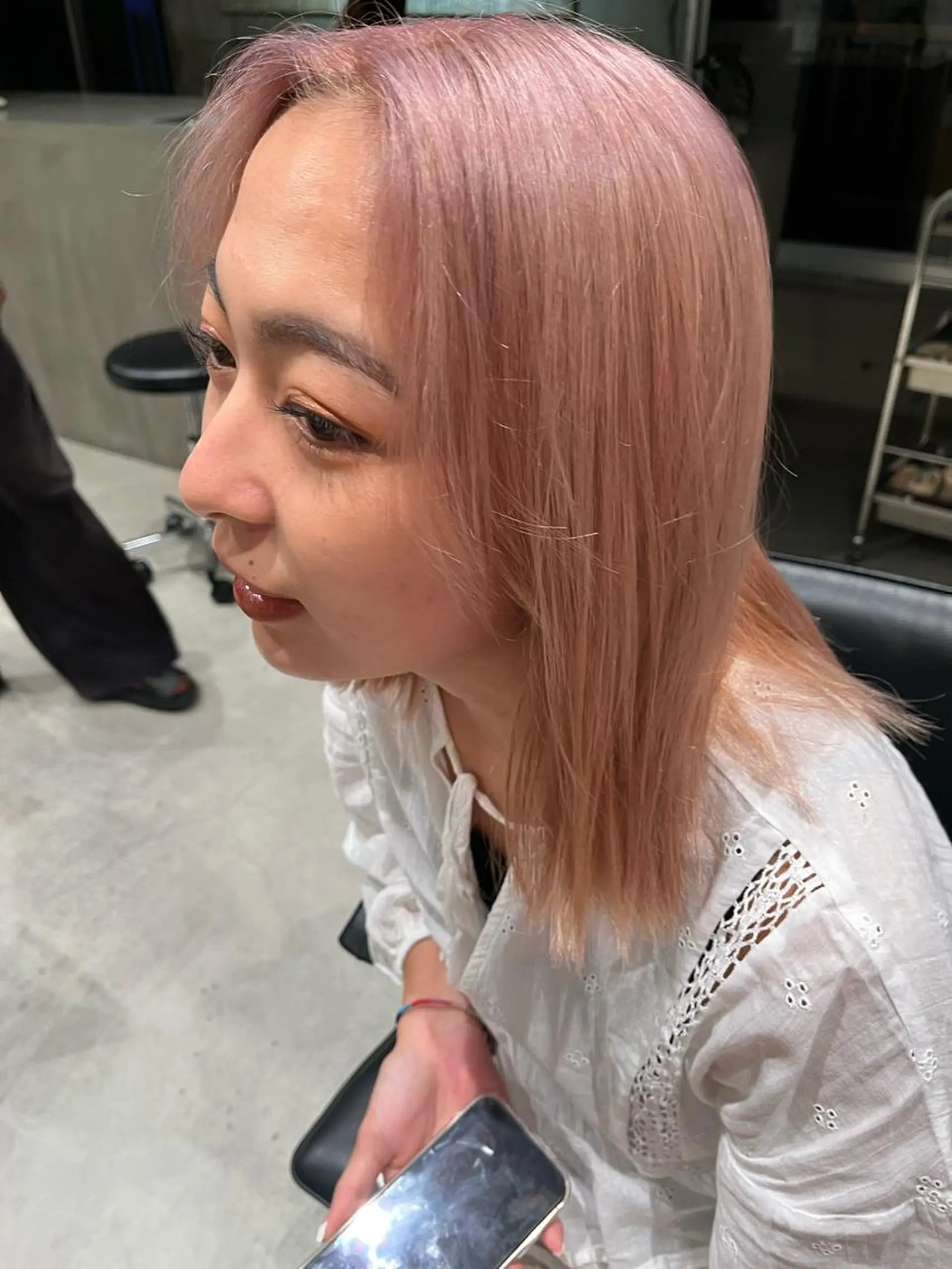 セミロング カラー メンズ ピンクカラー 🦮shiori アイドルオタク🦮のヘアスタイル