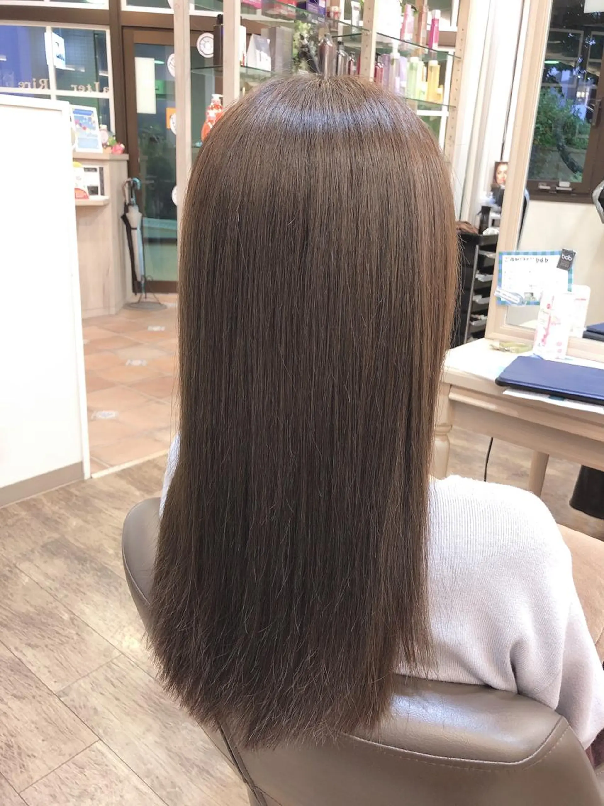 セミロング カラー アッシュ イルミナカラー ヘアカラー 尚平 40代からの 髪質改善専門のその他イメージ