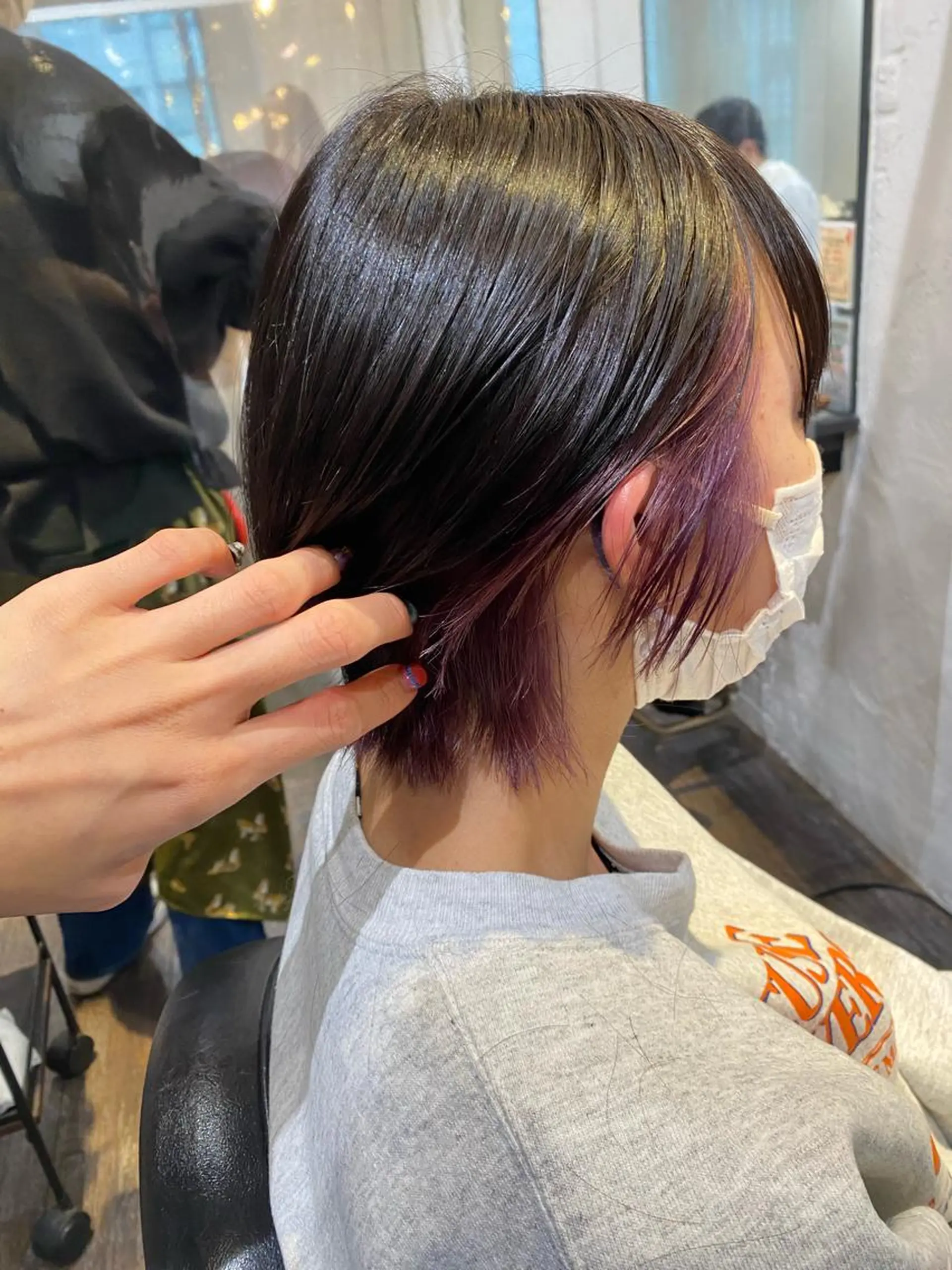 ショート カラー カット ヘアカラー トリートメント 梅田ハイトーン チダ ヒナノのヘアスタイル