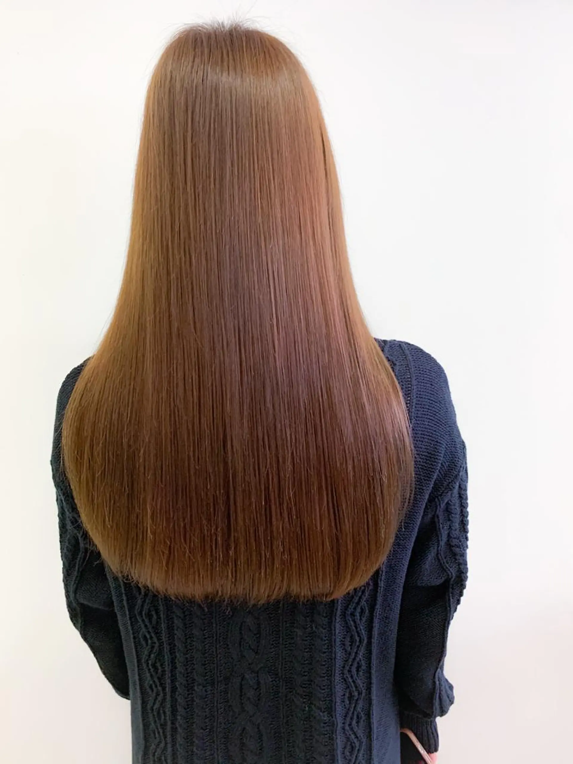 ロング カラー アッシュ ブリーチ ケアブリーチ 透明感カラー ダブルカラー モリシュンスケ /レイヤー/髪質改善のヘアスタイル