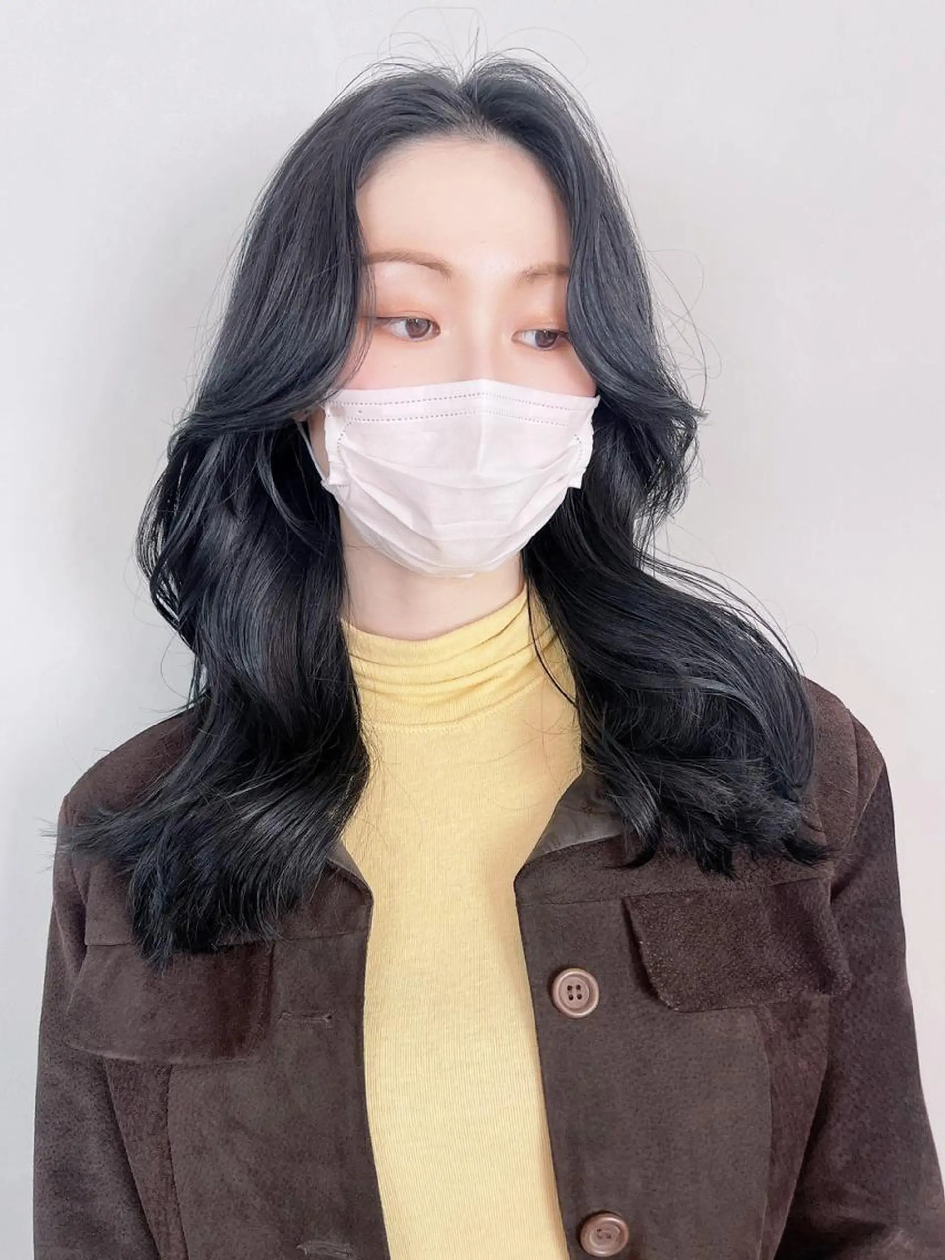 カラー パーマ ヘアアレンジ 黒髪 ブルーカラー ブルーブラック ITbyALBUM 中野店のヘアスタイル