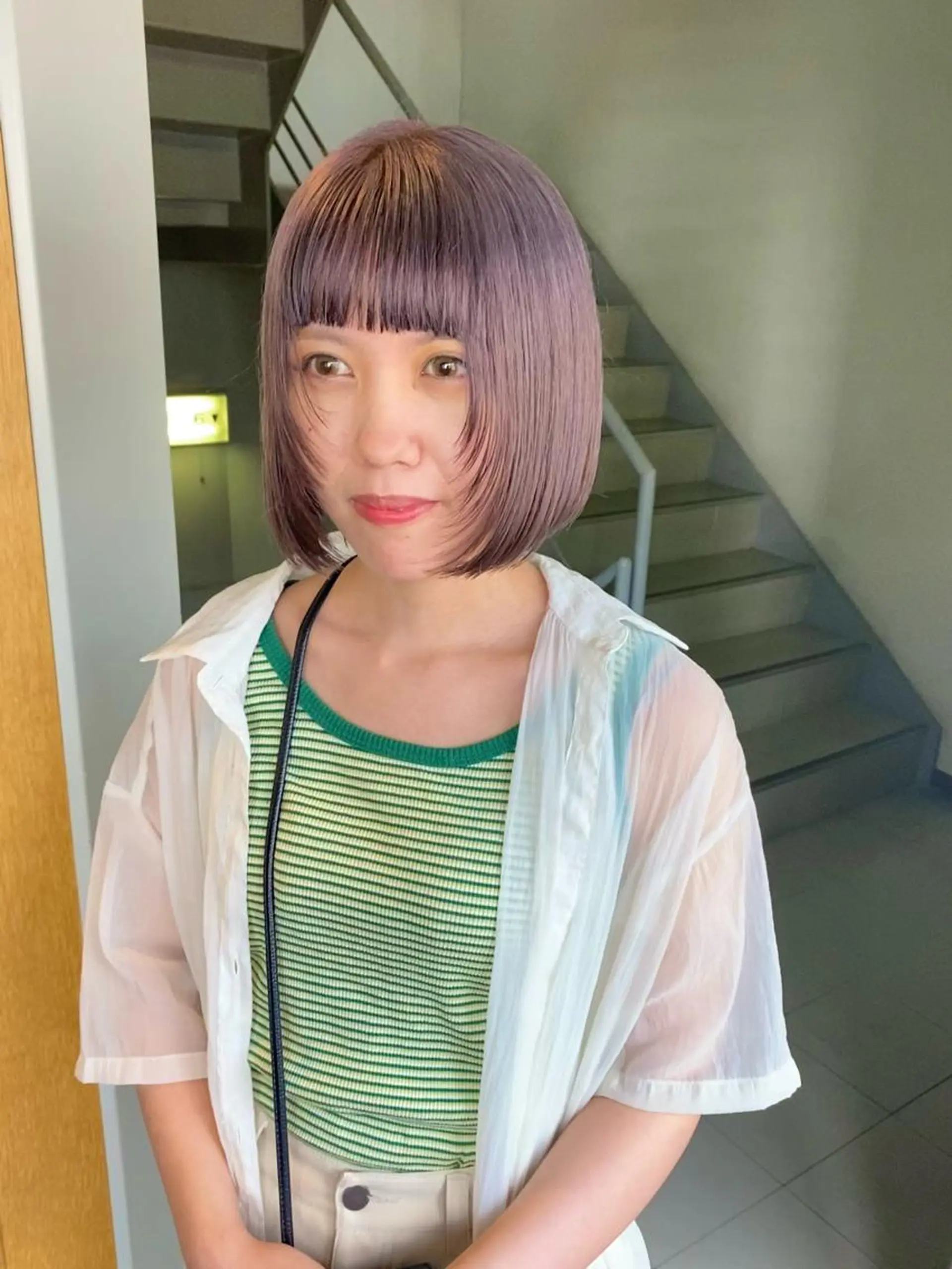 ショート 髪と音処　マトぺ所属・デザインカラー/ボブ ブリーチカラー/ユリのヘアスタイル